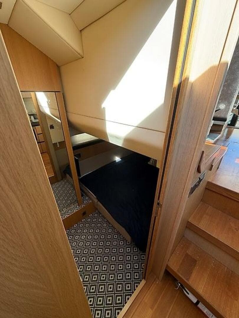 2015 Fairline Squadron 42 — photo 27