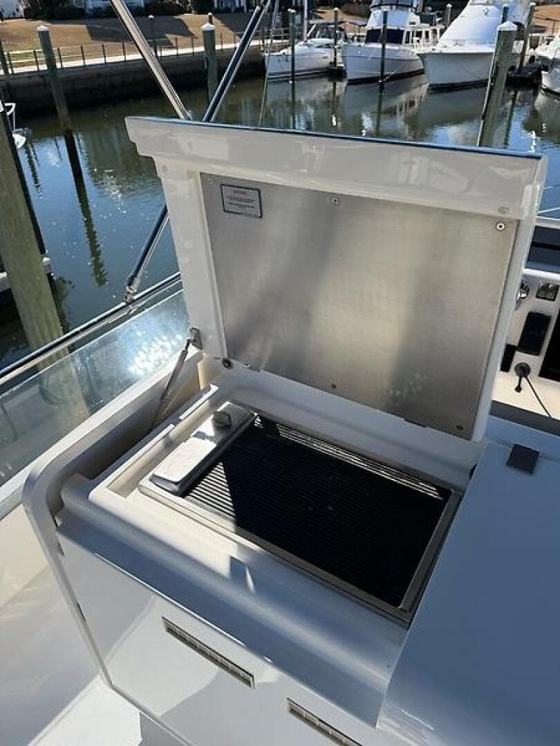 2015 Fairline Squadron 42 — photo 11