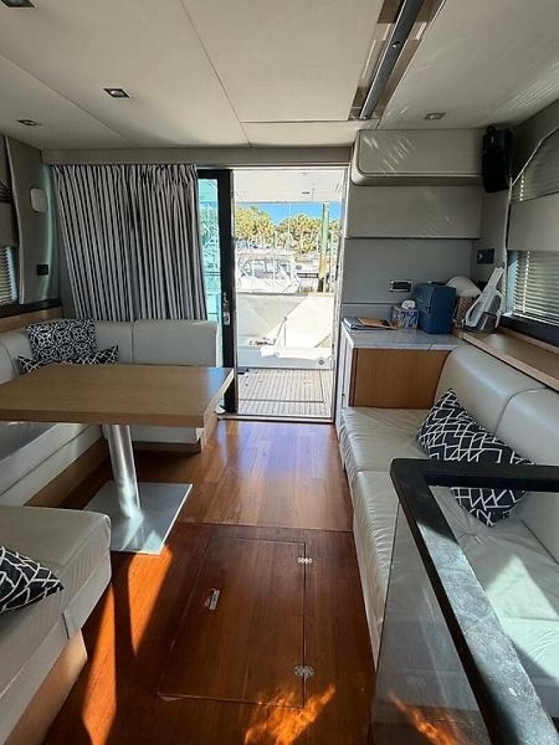 2015 Fairline Squadron 42 — photo 35