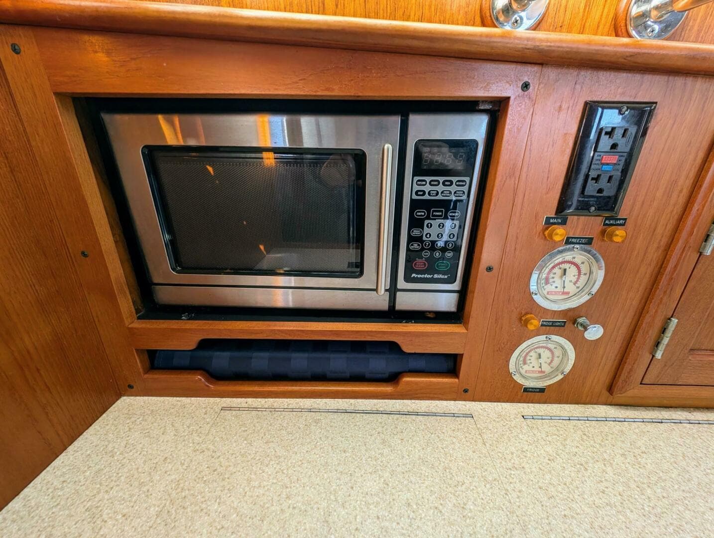 2001 Dettling — photo 24