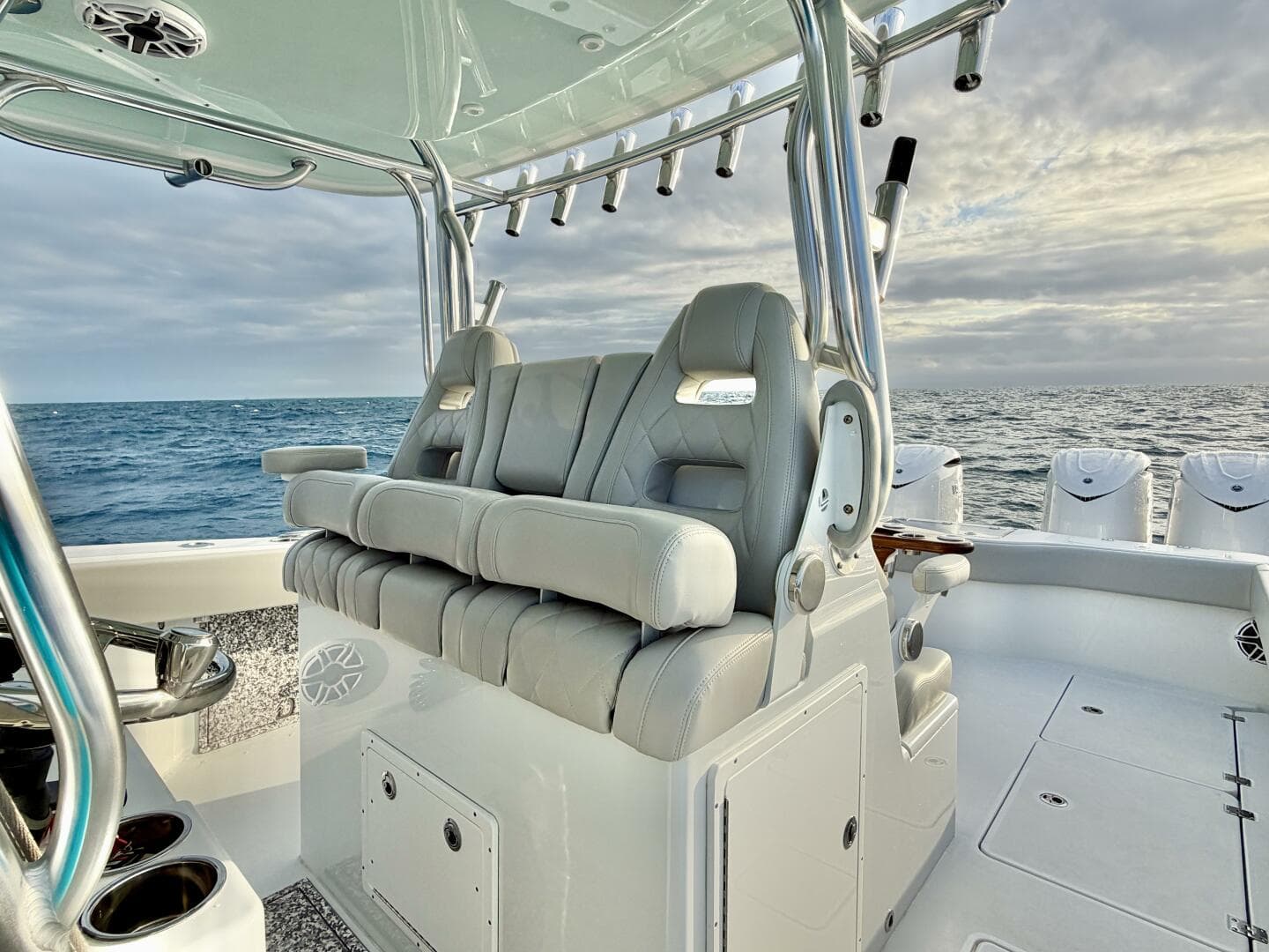 2024 Freeman 37 — photo 12