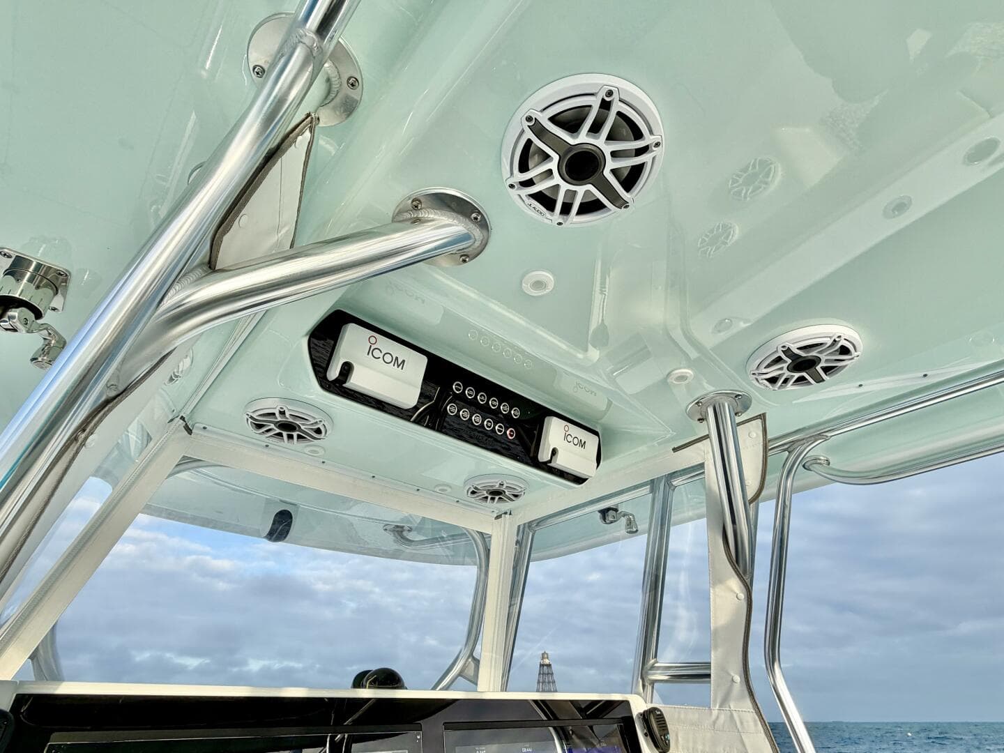 2024 Freeman 37 — photo 16