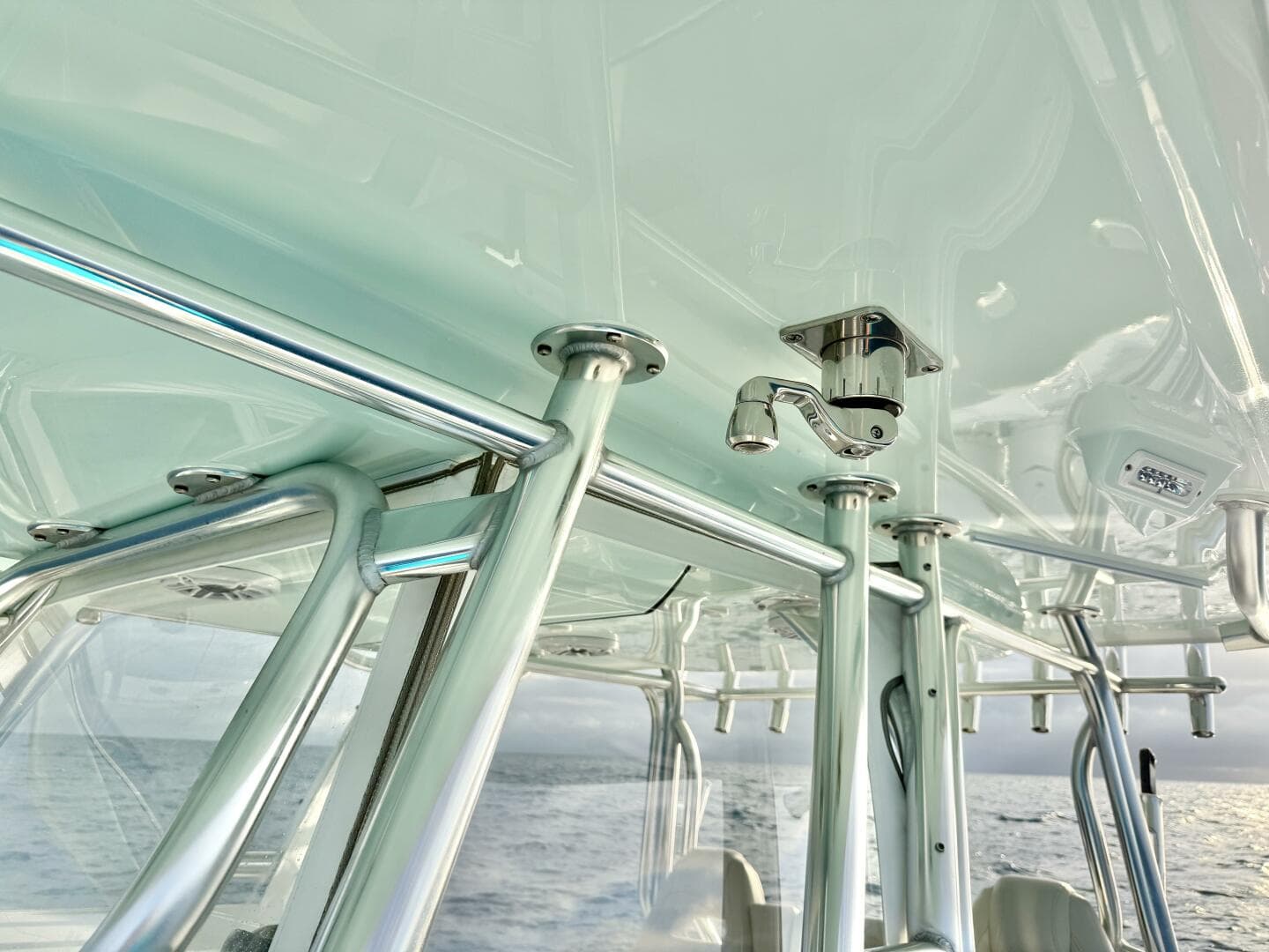 2024 Freeman 37 — photo 17