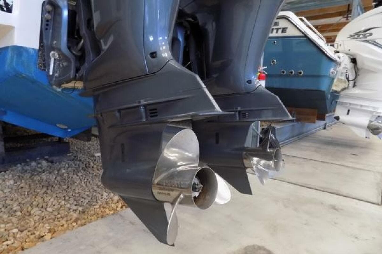 2013 Regulator 34 SS — photo 30