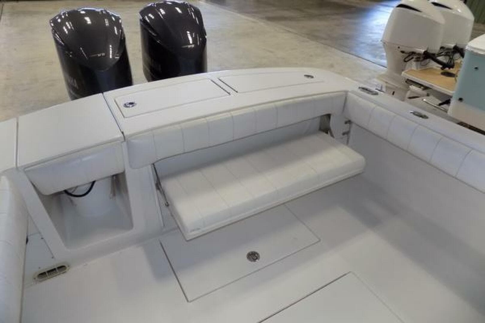 2013 Regulator 34 SS — photo 24