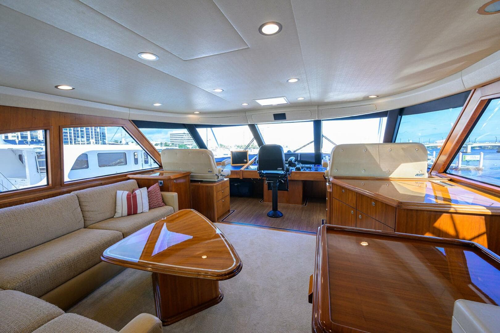 2017 Viking 92 Enclosed Bridge — photo 14