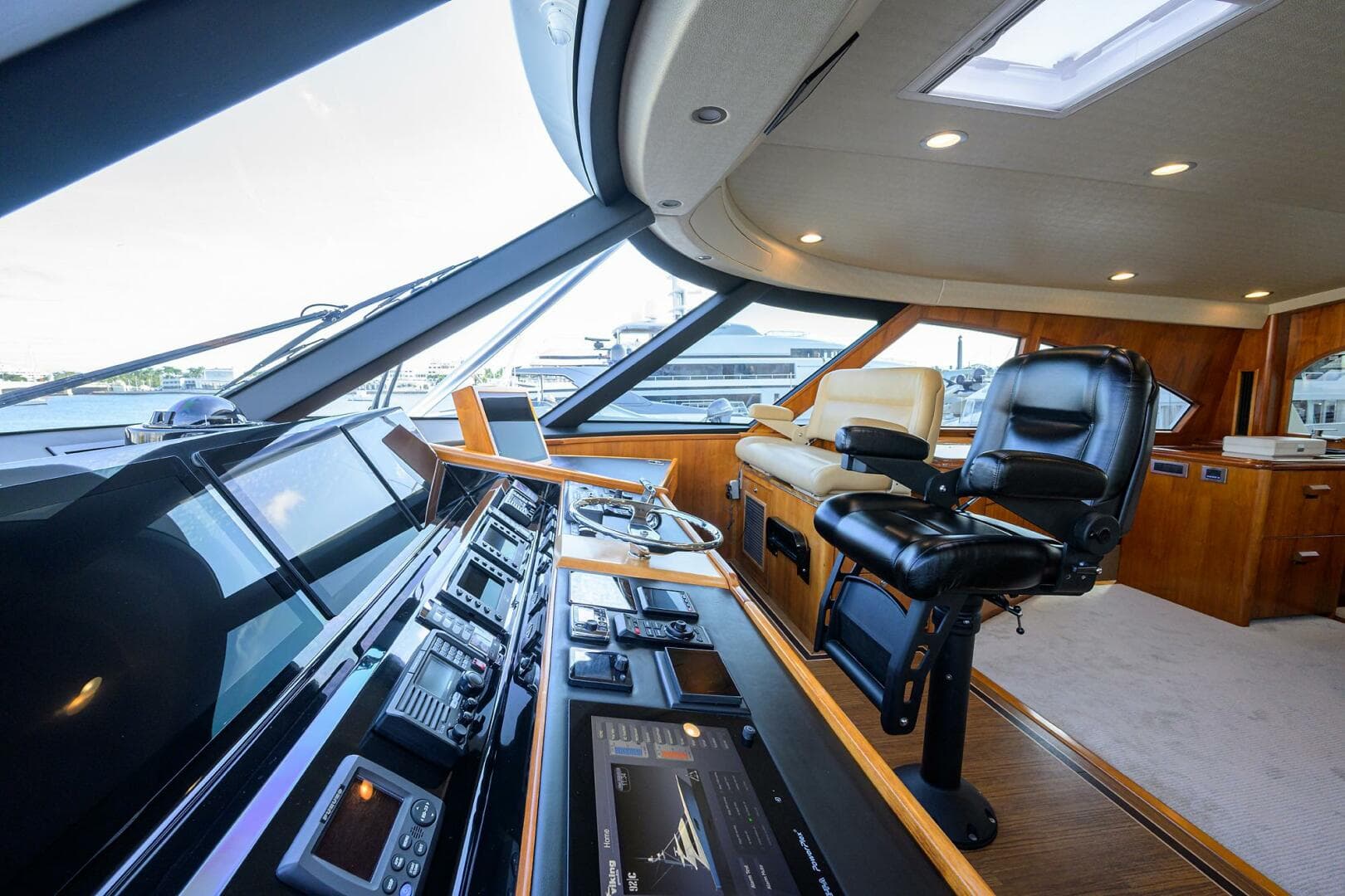 2017 Viking 92 Enclosed Bridge — photo 22