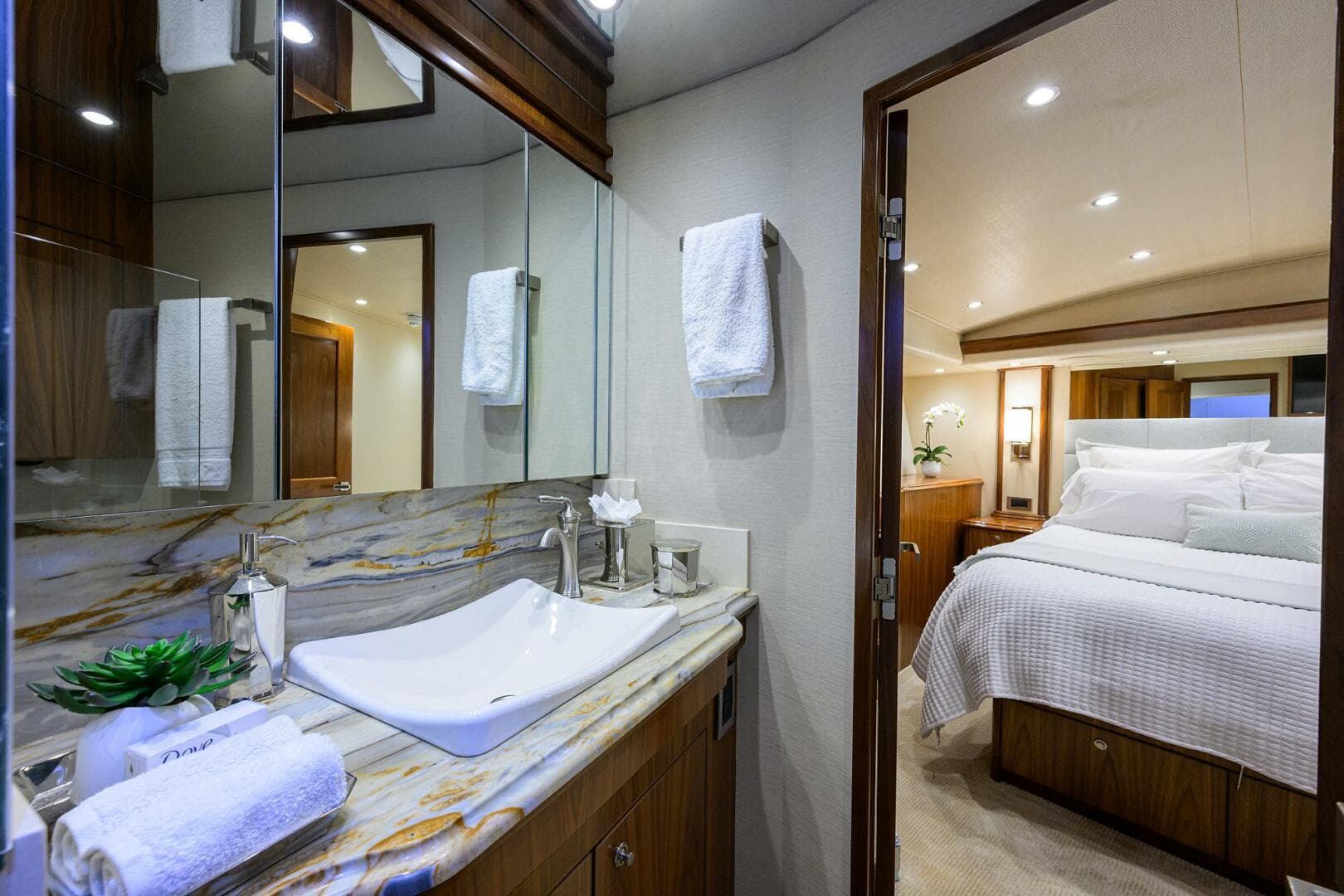 2017 Viking 92 Enclosed Bridge — photo 63