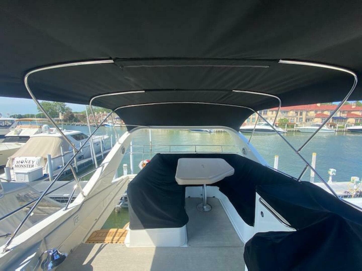 2017 Sea Ray 51 Flybridge — photo 14