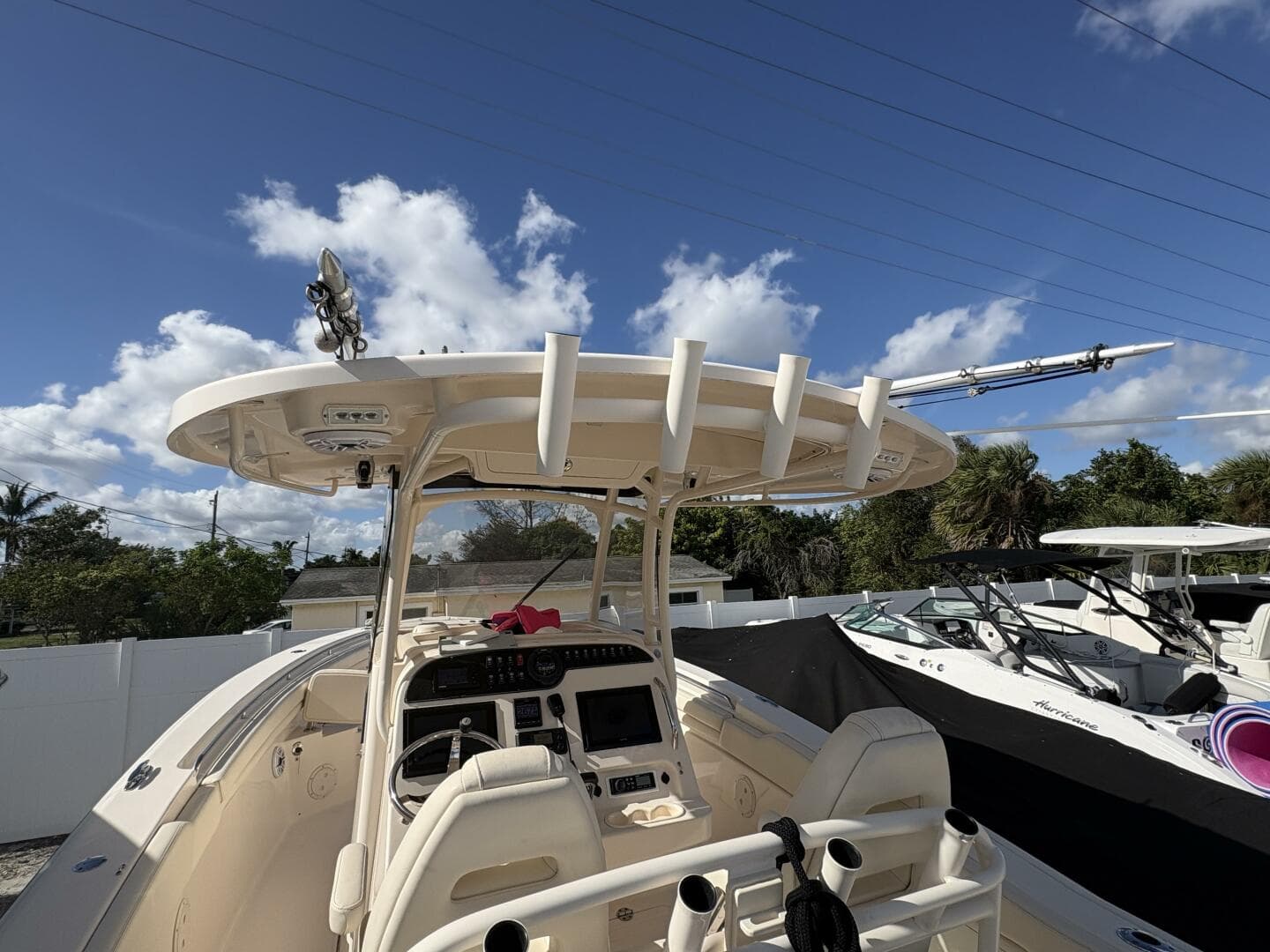 2018 Grady-White Canyon 306 — photo 9