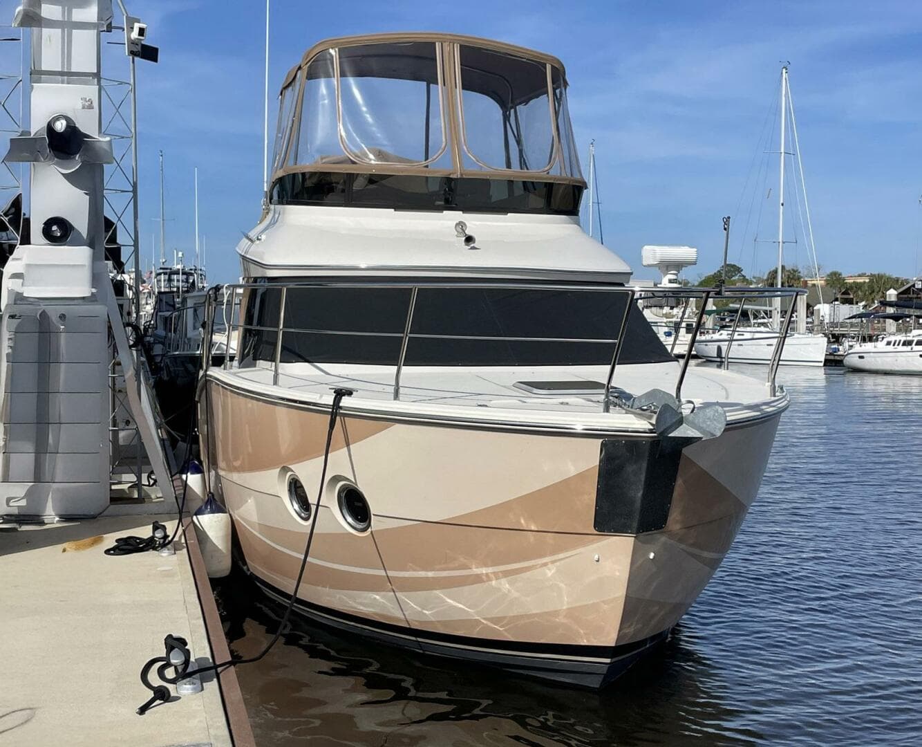 2013 Carver C-34 Command Bridge — photo 19