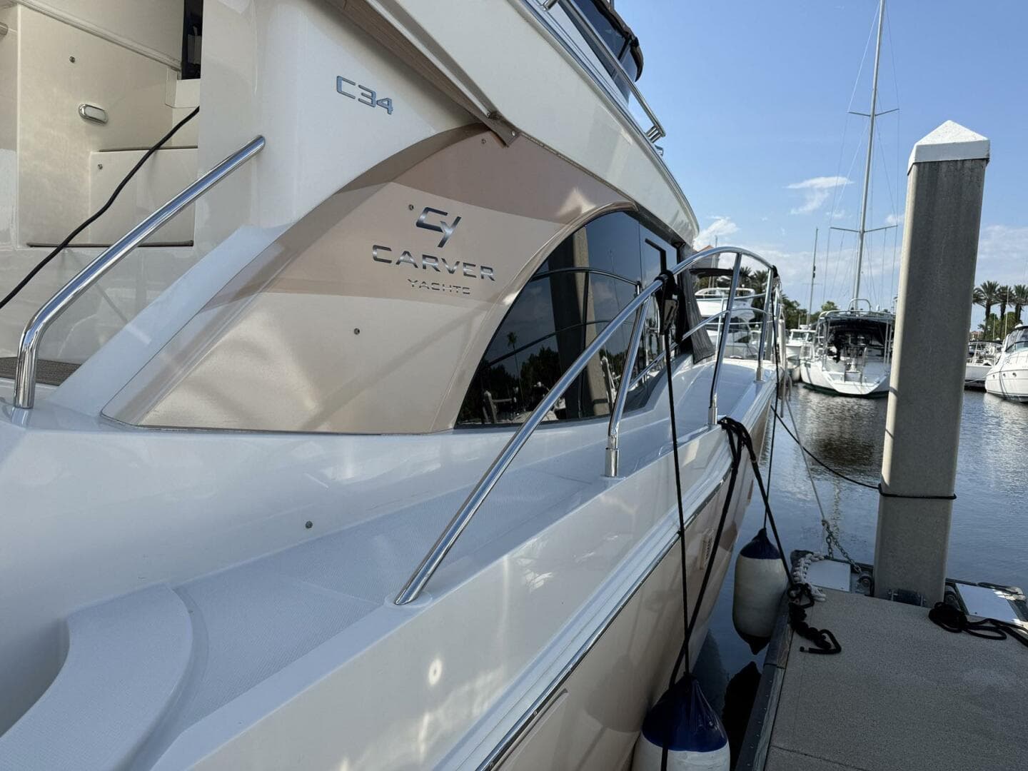 2013 Carver C-34 Command Bridge — photo 21