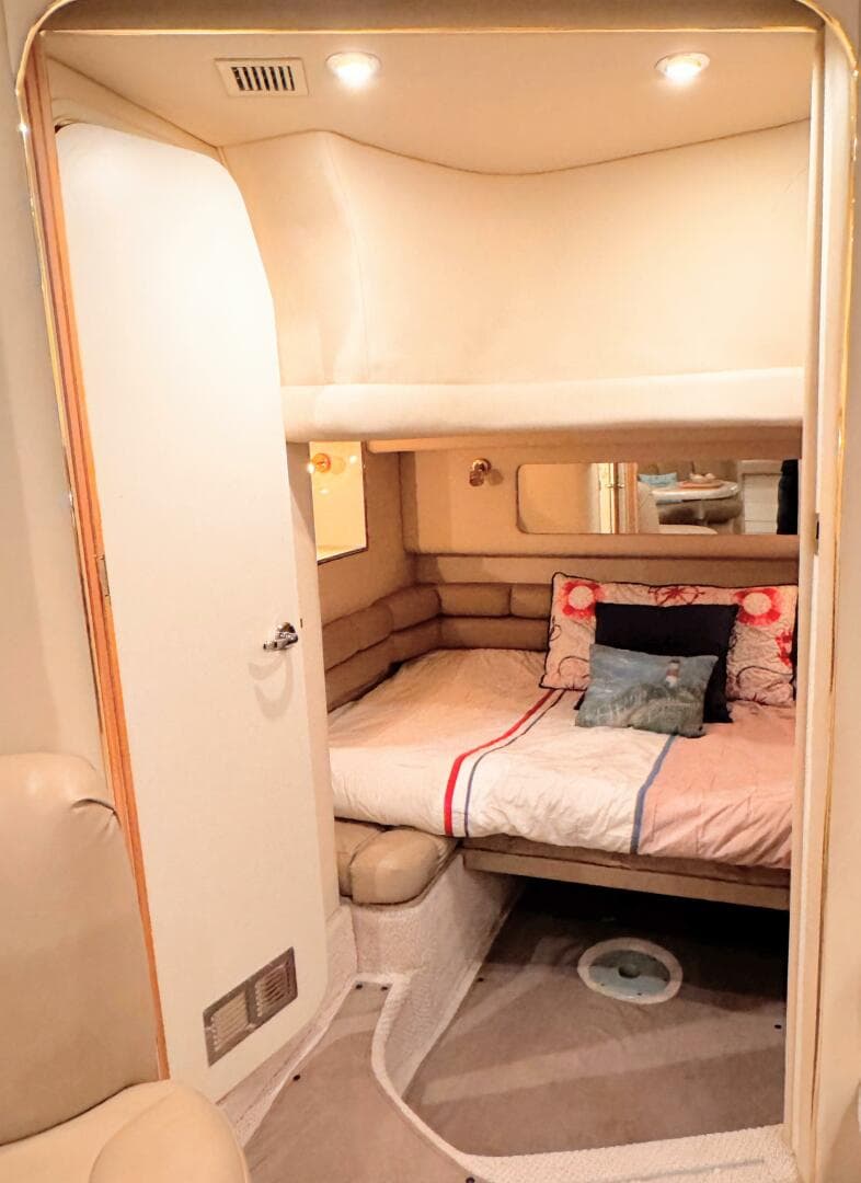 1998 Sea Ray 400 Sundancer — photo 34