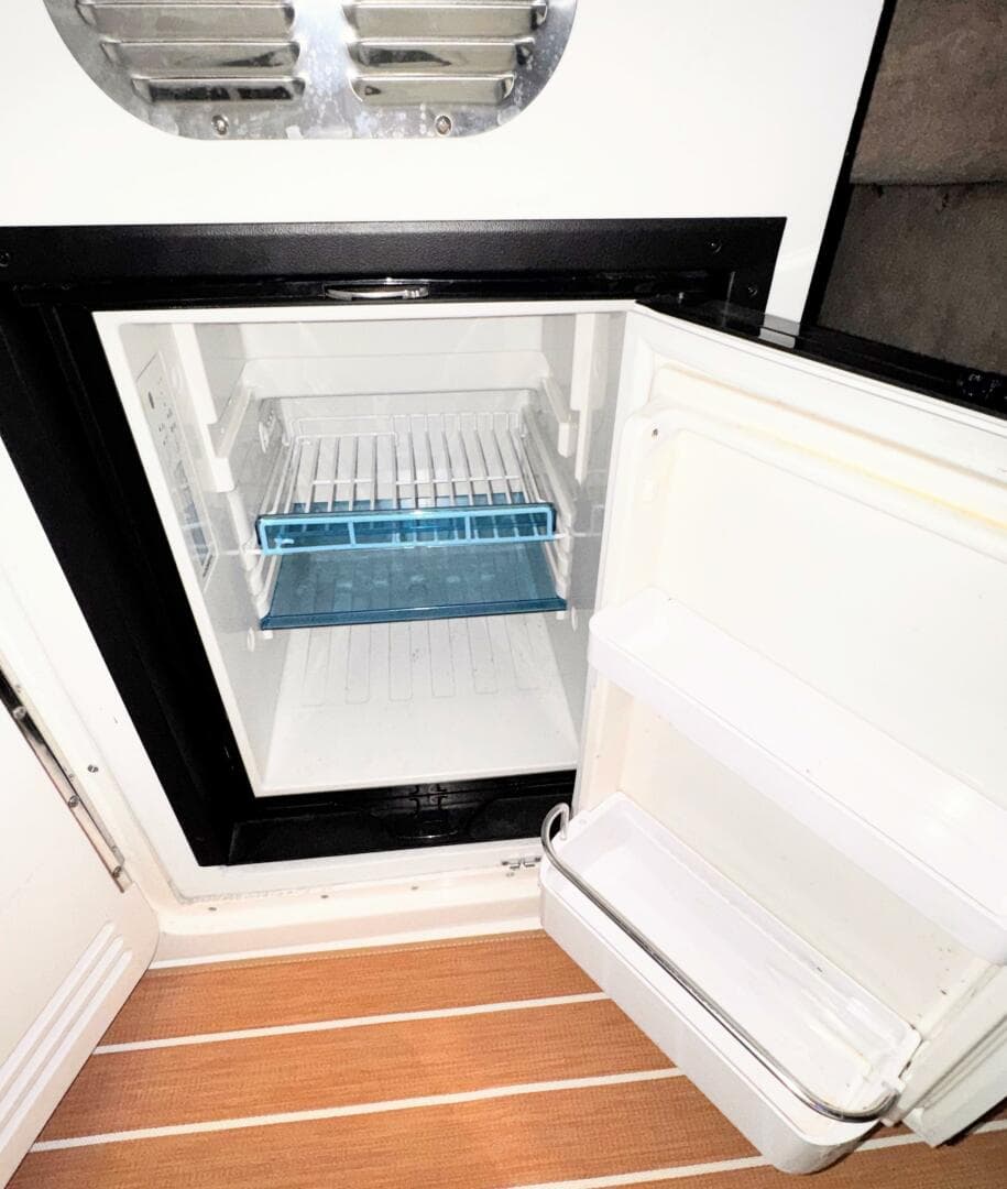 1998 Sea Ray 400 Sundancer — photo 19