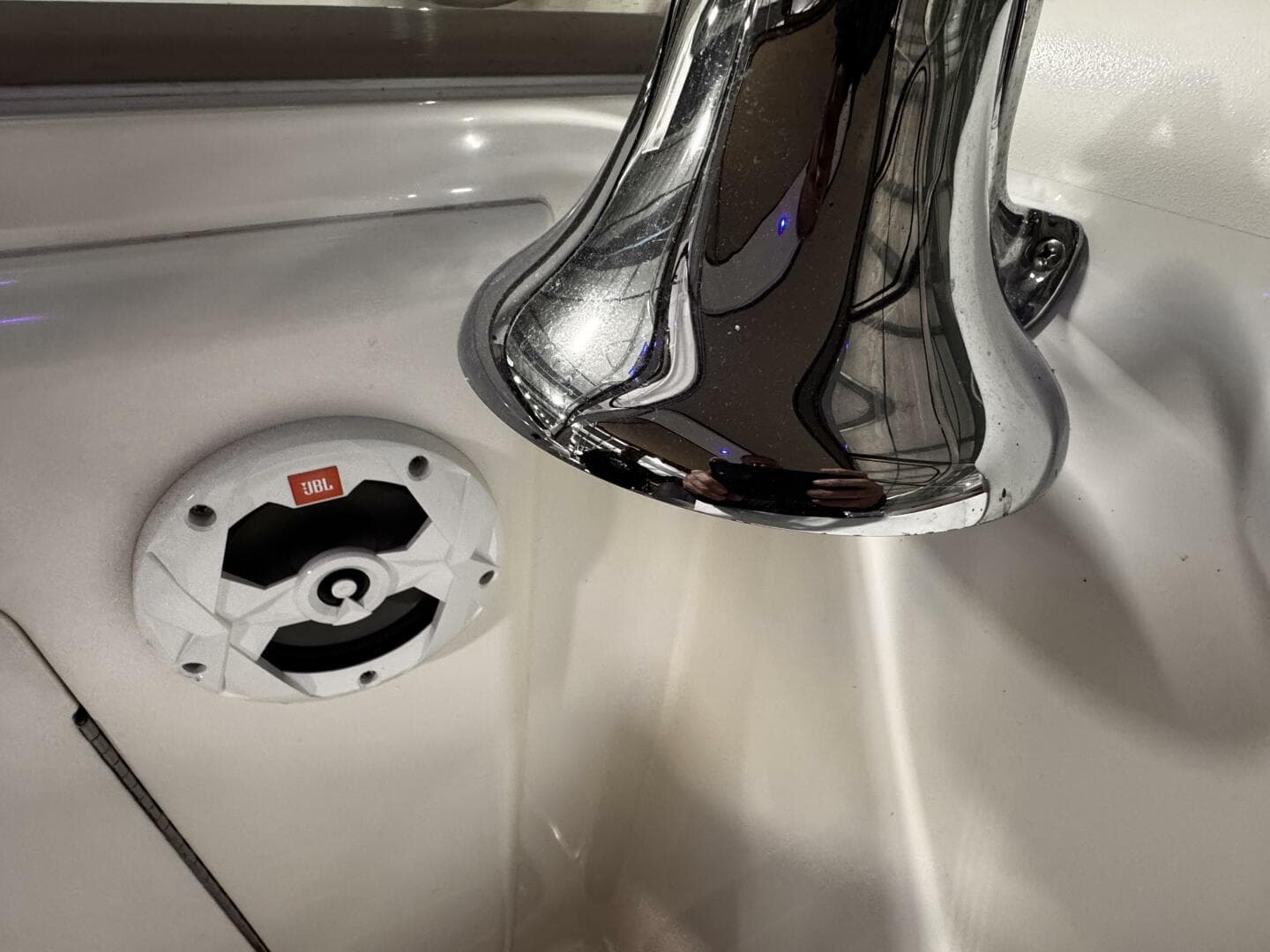 1998 Sea Ray 400 Sundancer — photo 26