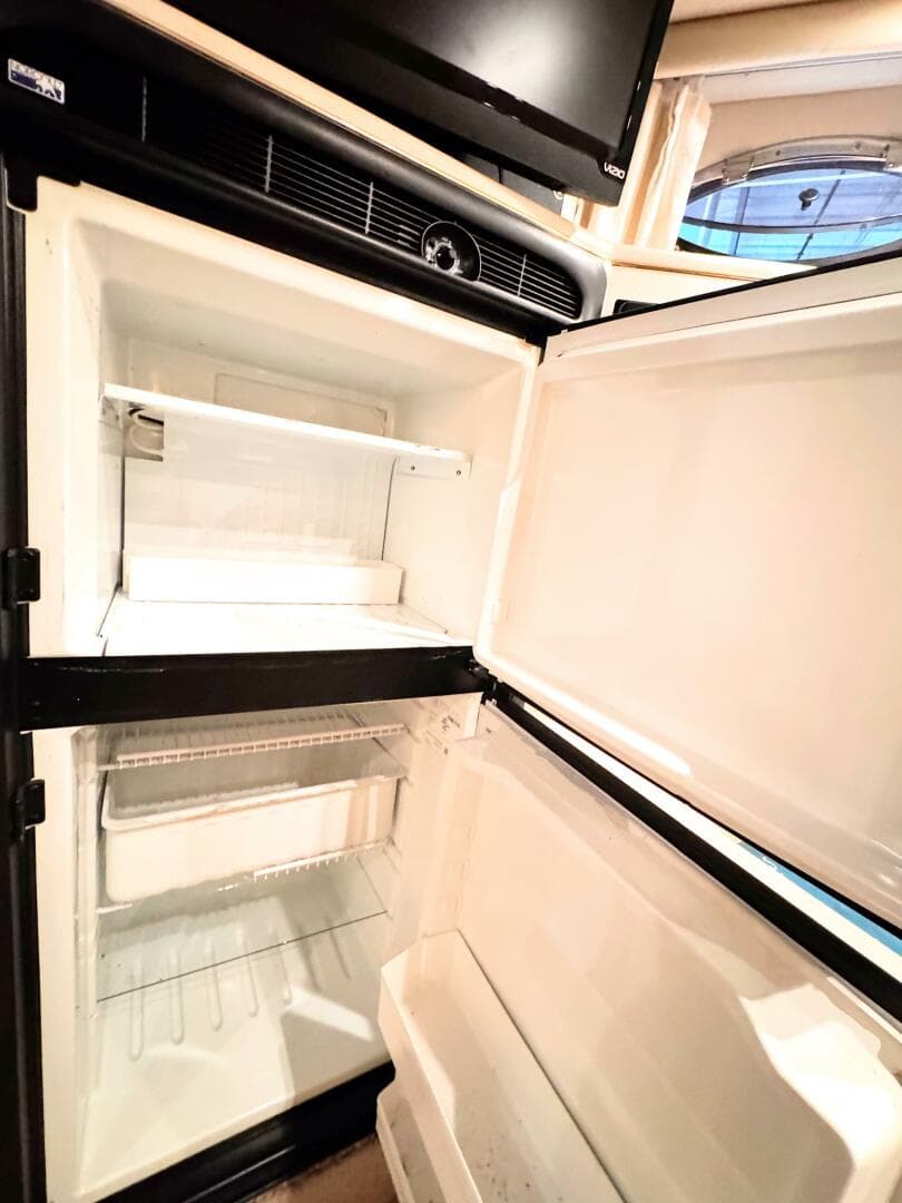 1998 Sea Ray 400 Sundancer — photo 39