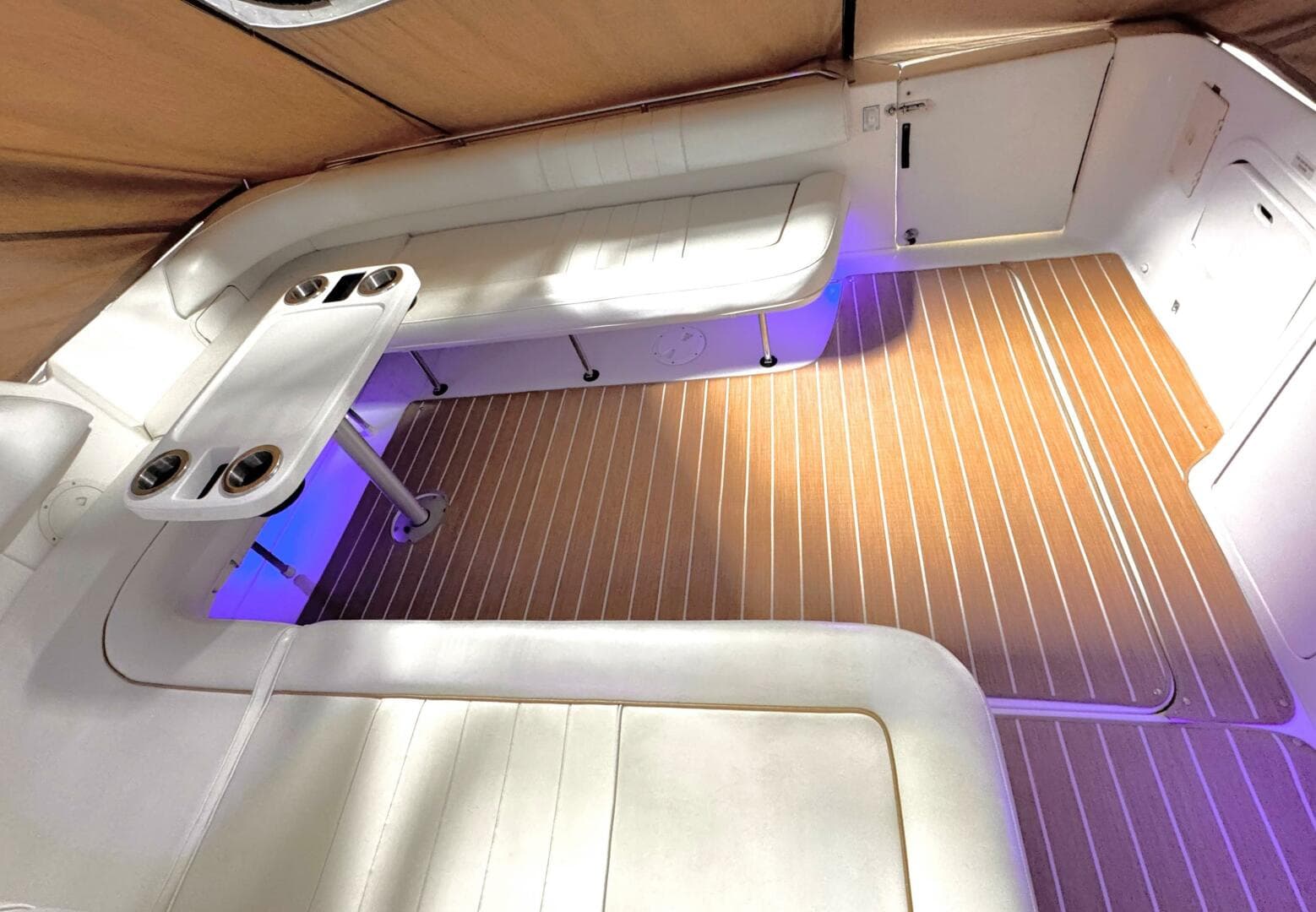 1998 Sea Ray 400 Sundancer — photo 15