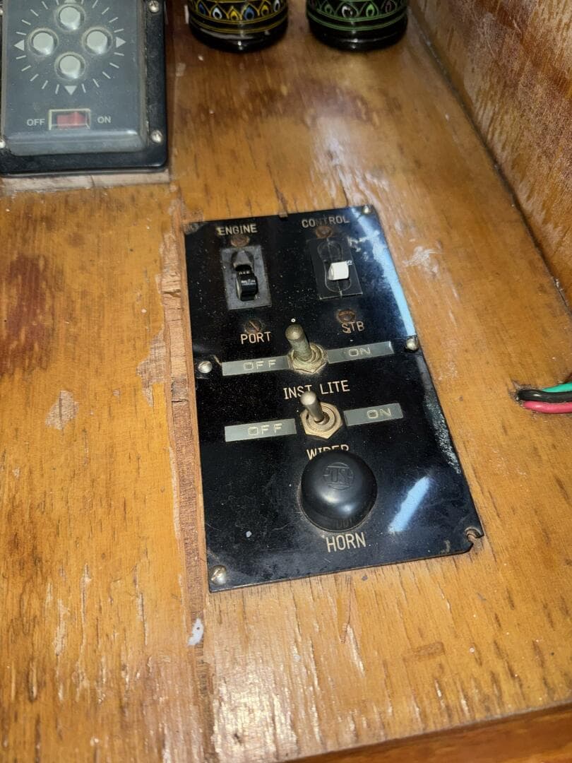 1981 Marine Trader Double Cabin — photo 43