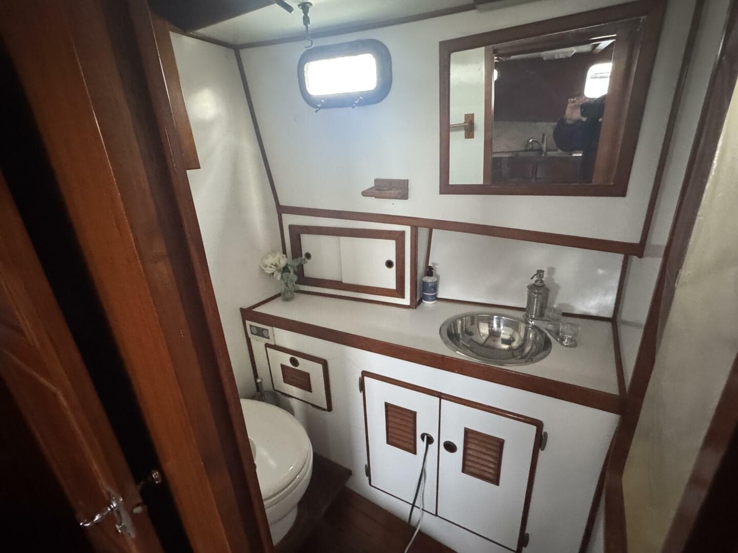 1981 Marine Trader Double Cabin — photo 60