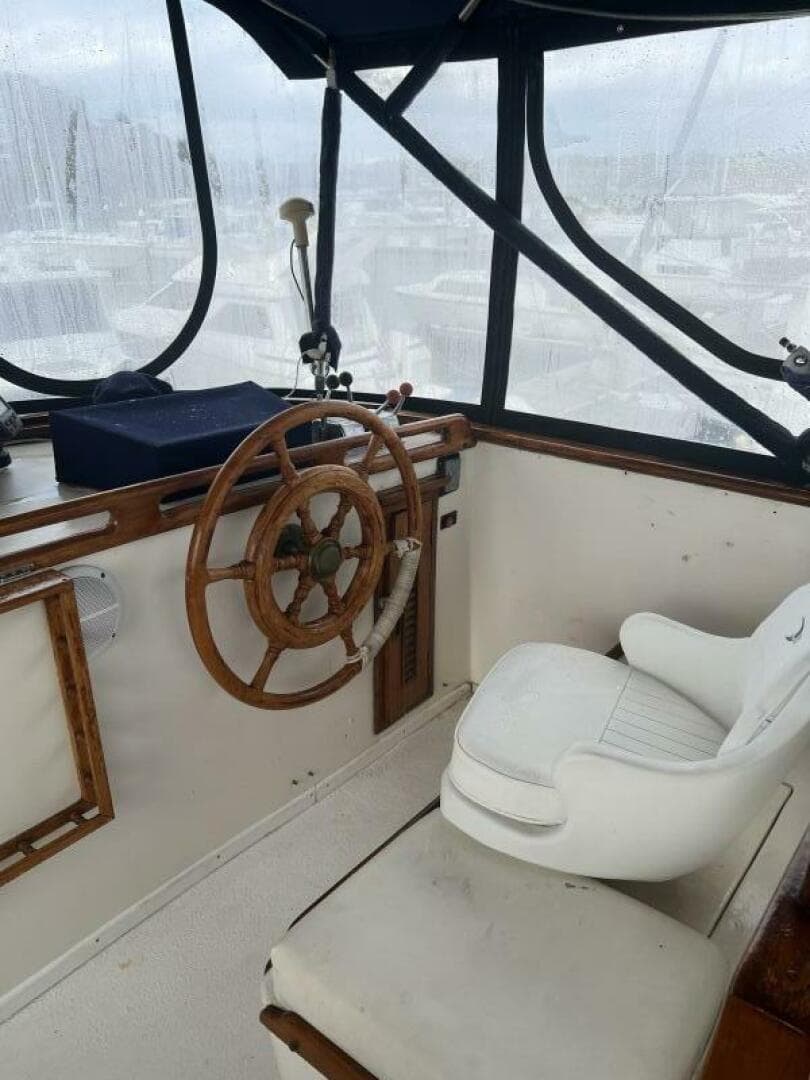 1981 Marine Trader Double Cabin — photo 24