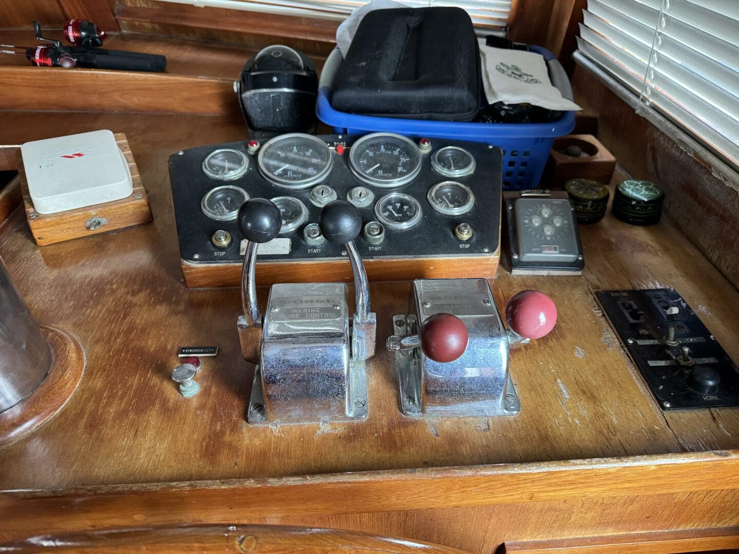 1981 Marine Trader Double Cabin — photo 41