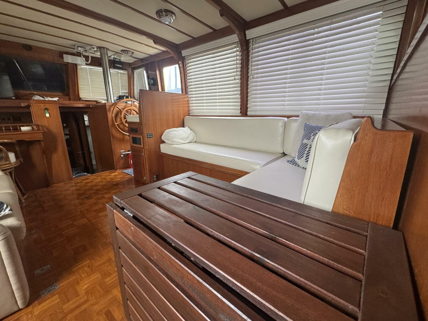 1981 Marine Trader Double Cabin — photo 39