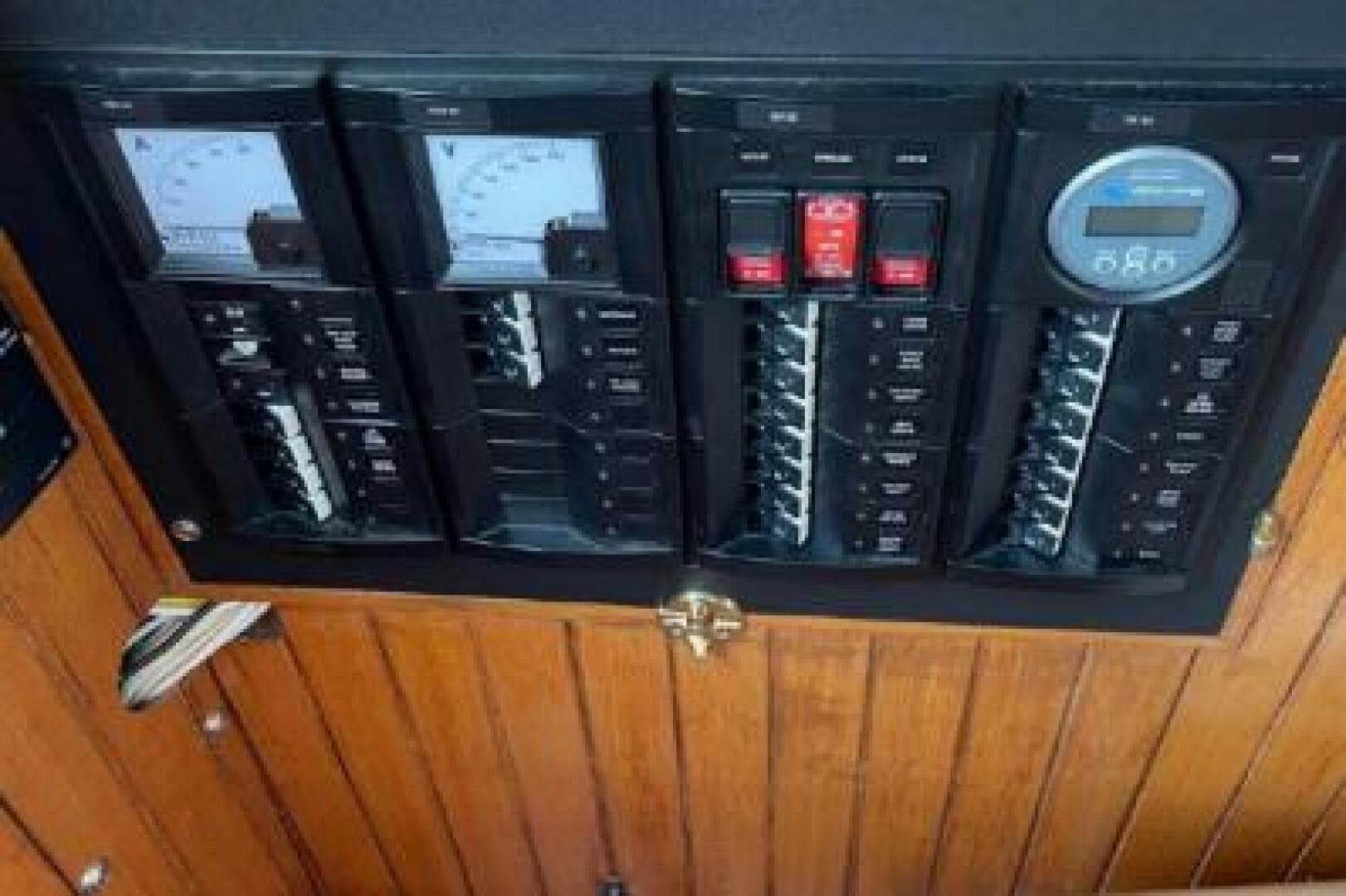 1983 Lord Nelson — photo 24