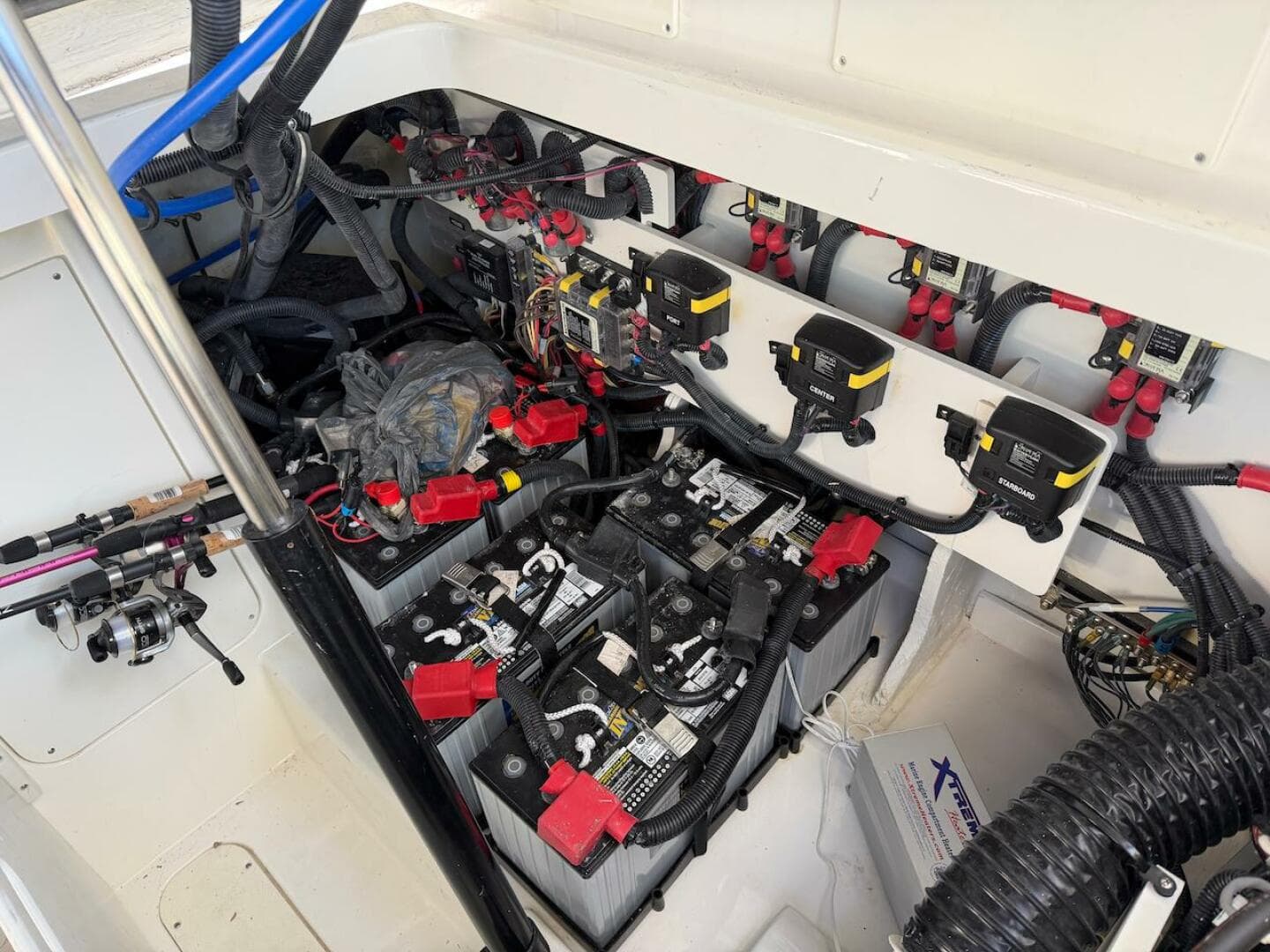 2023 Sea Ray 320 Outboard — photo 45