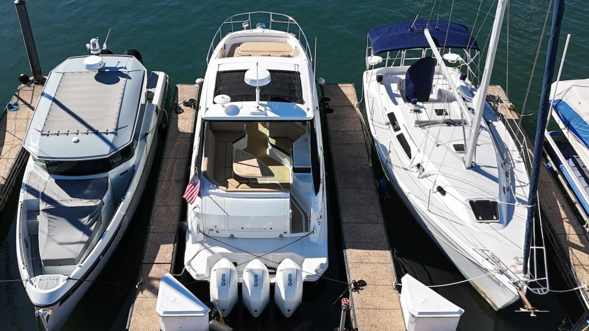 2023 Sea Ray 320 Outboard — photo 5