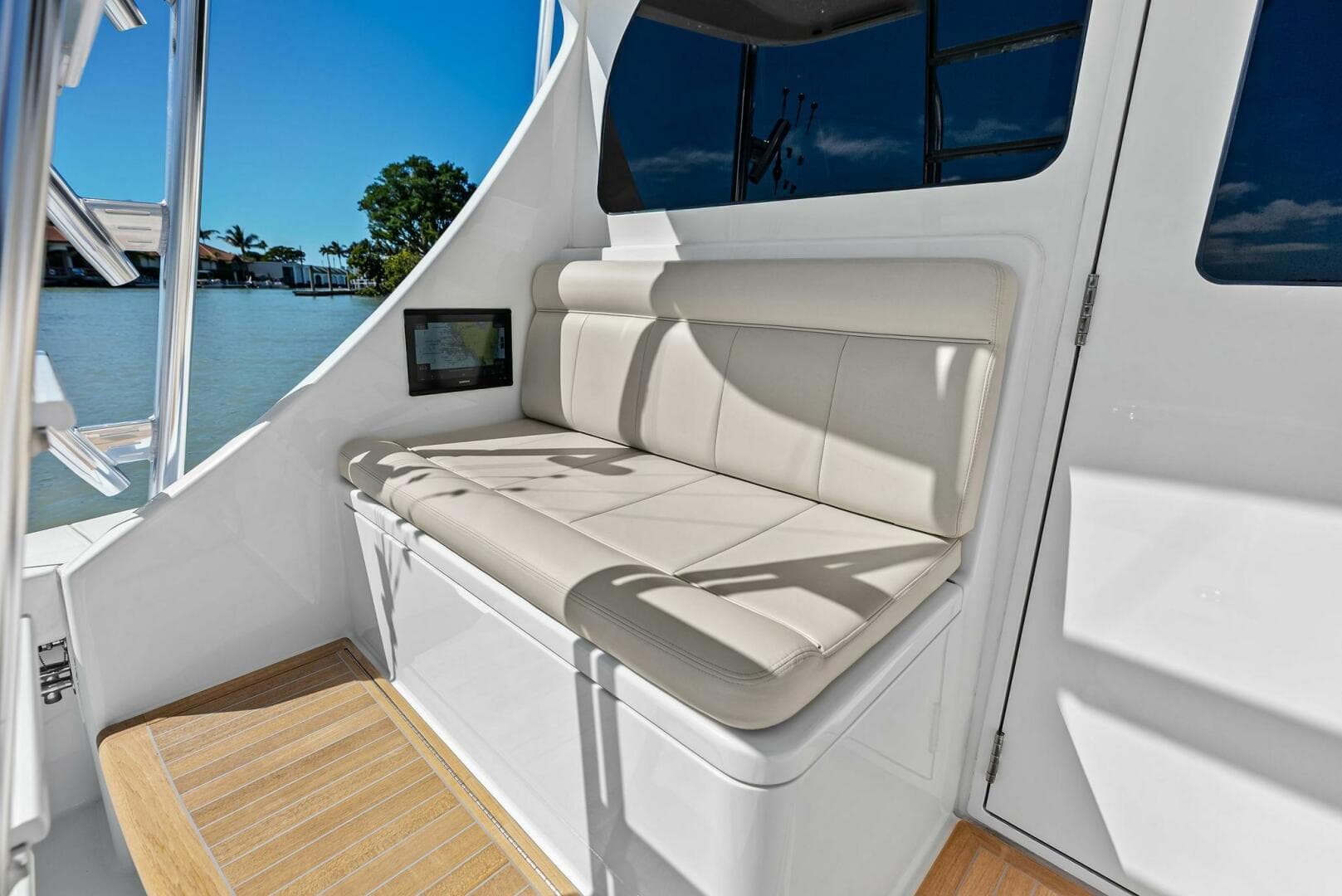 2022 Viking 46 Billfish — photo 23