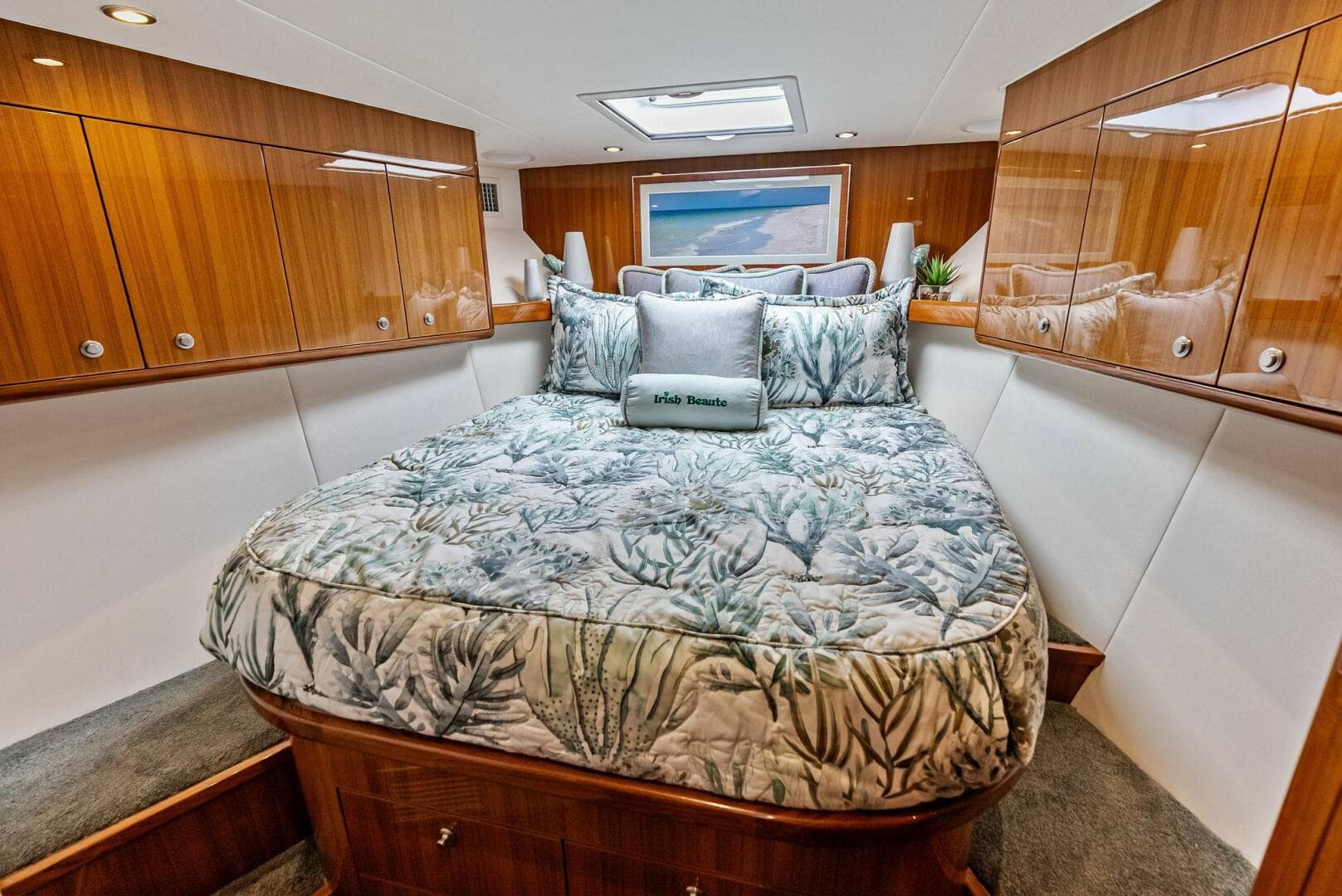 2022 Viking 46 Billfish — photo 12