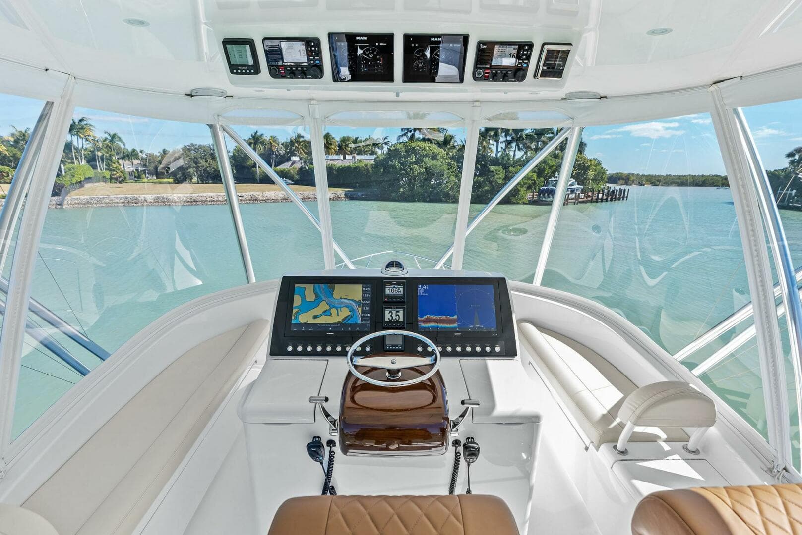 2022 Viking 46 Billfish — photo 2