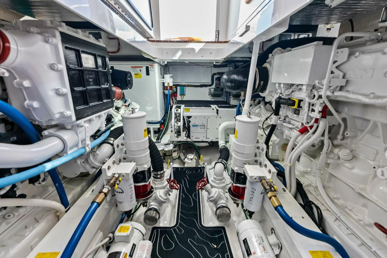 2022 Viking 46 Billfish — photo 43