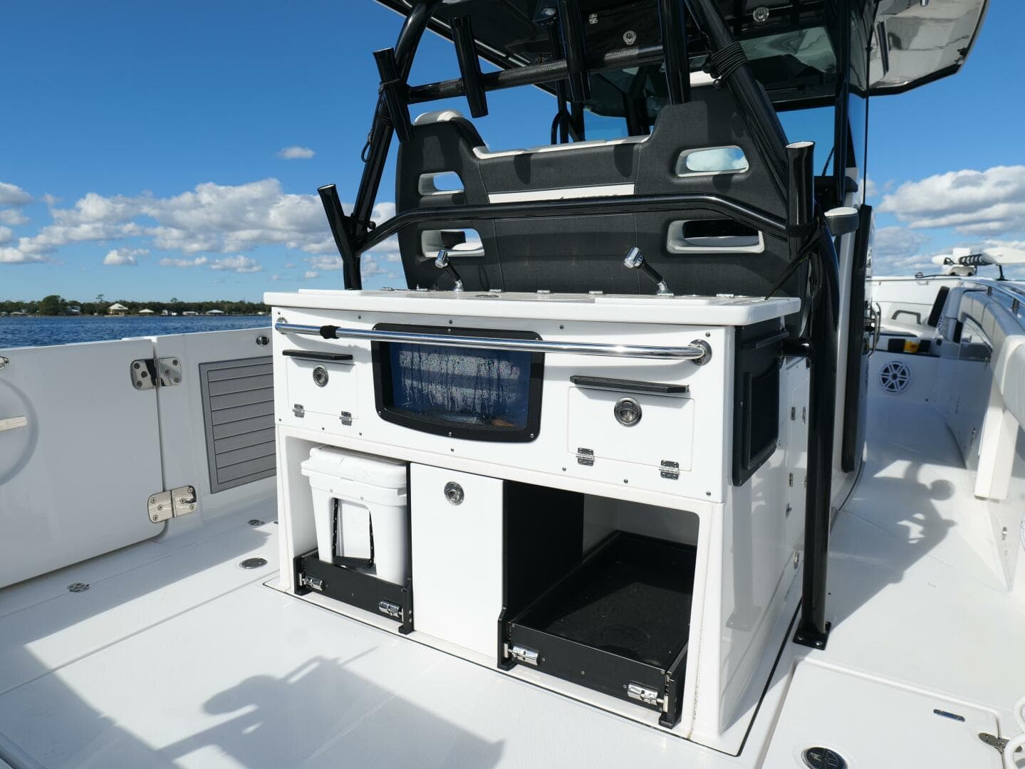 2024 Blackfin 332 CC — photo 30