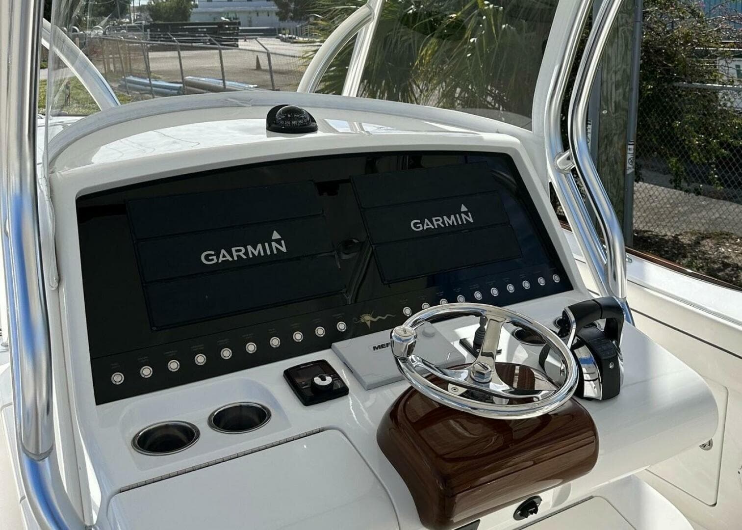 2021 Valhalla Boatworks V-33 — photo 3