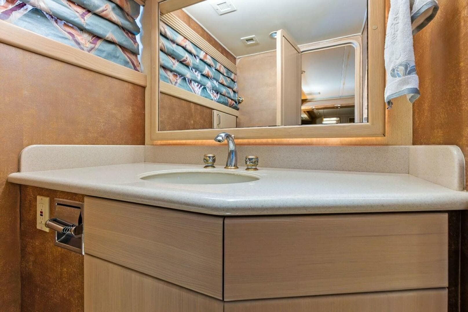 1997 Westship Raised Pilothouse — photo 42