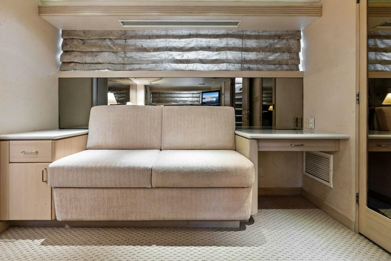 1997 Westship Raised Pilothouse — photo 38