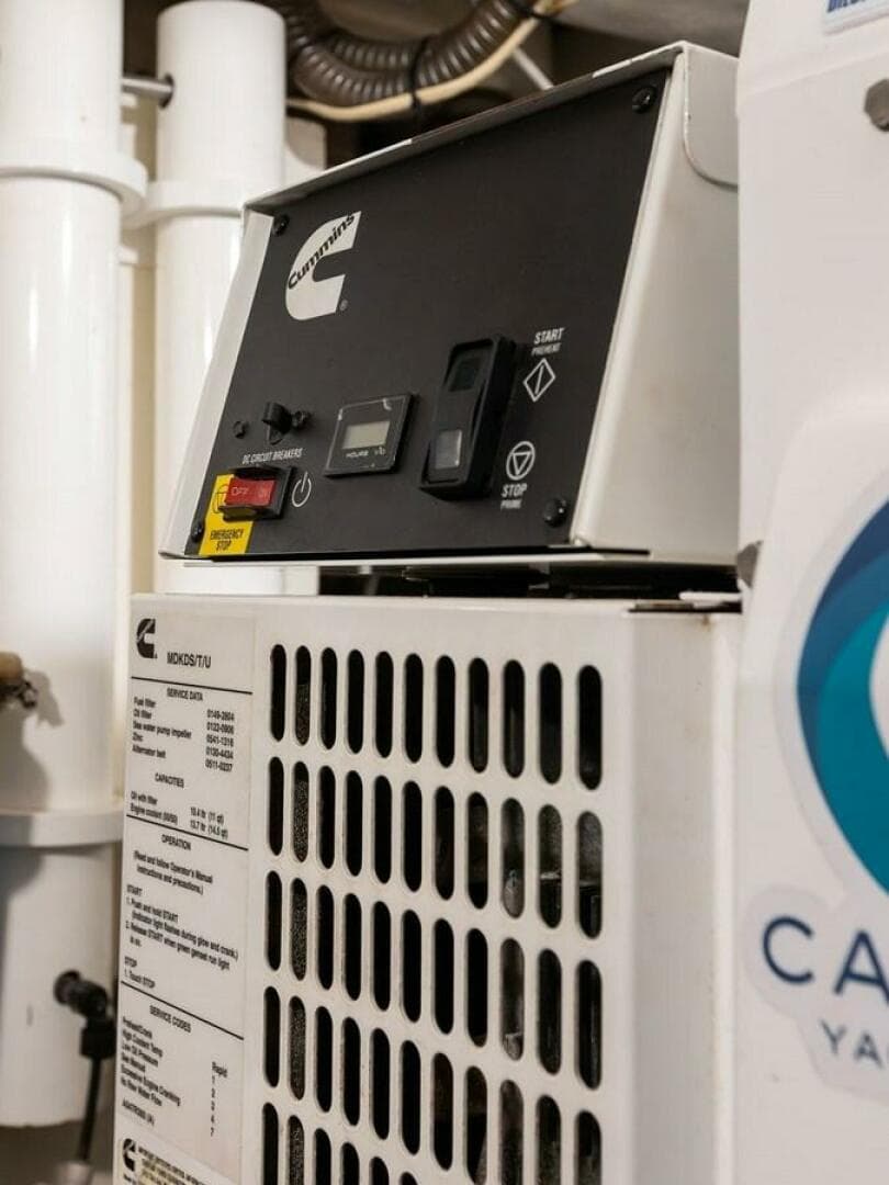 2010 Horizon Enclosed Pilothouse — photo 55