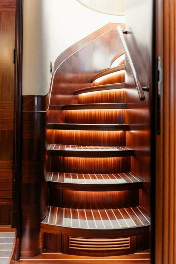 2010 Horizon Enclosed Pilothouse — photo 35