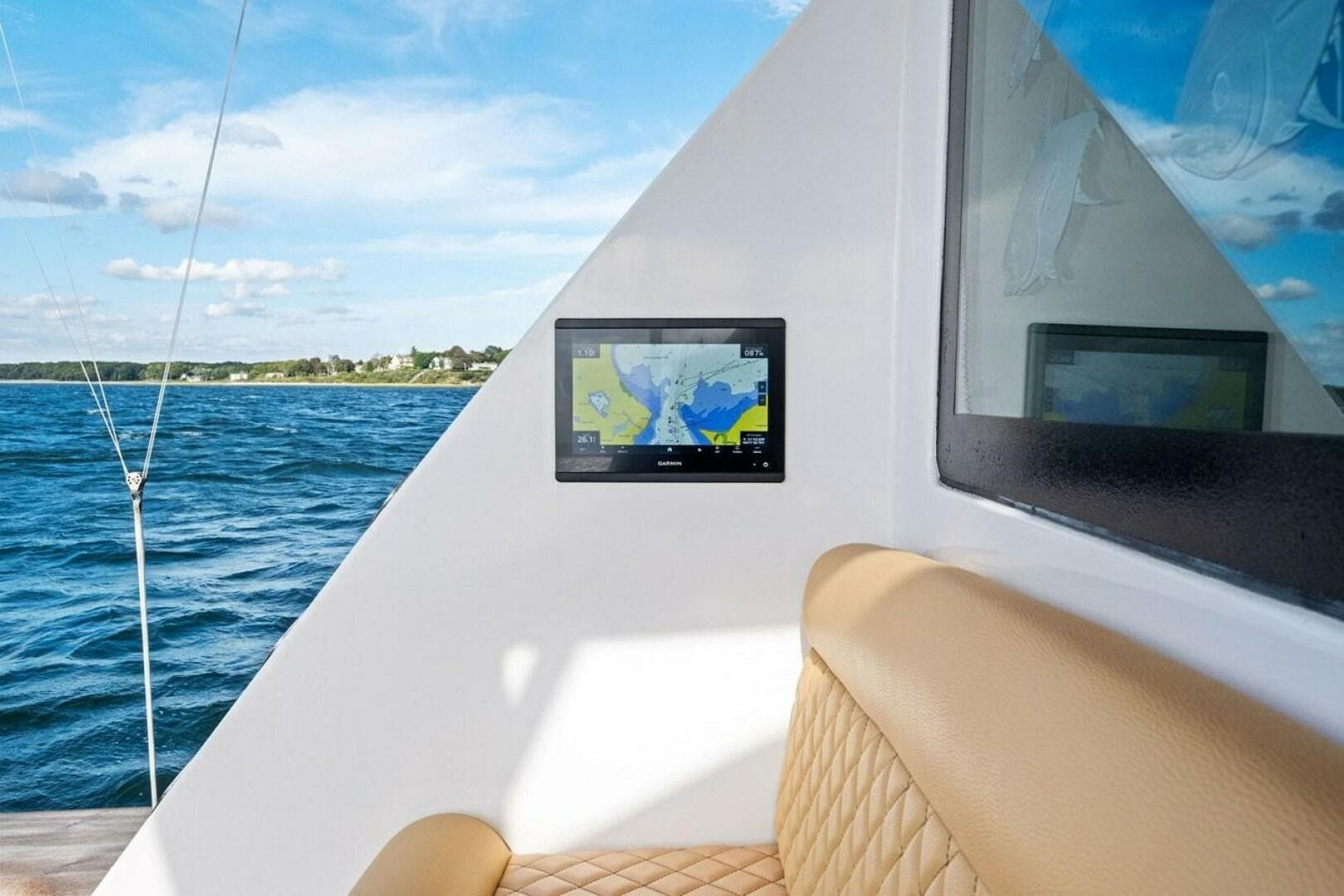 2001 Viking Sportfish — photo 19