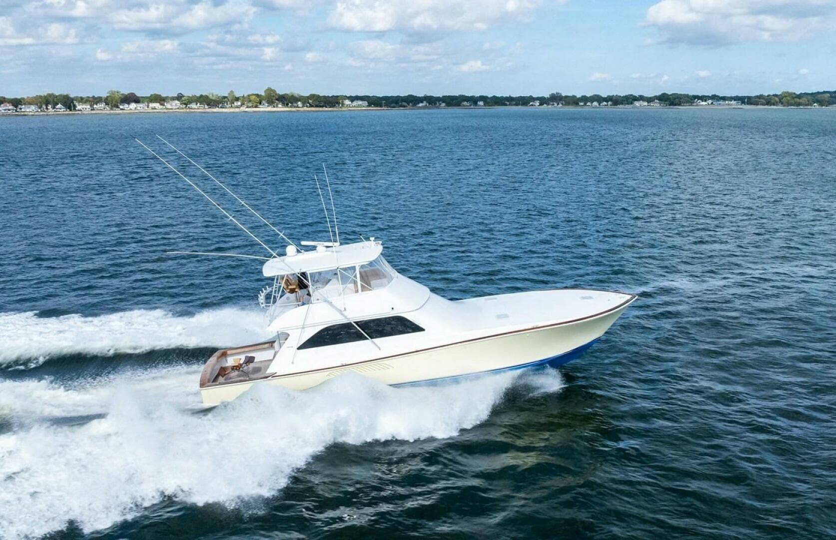 2001 Viking Sportfish — photo 3