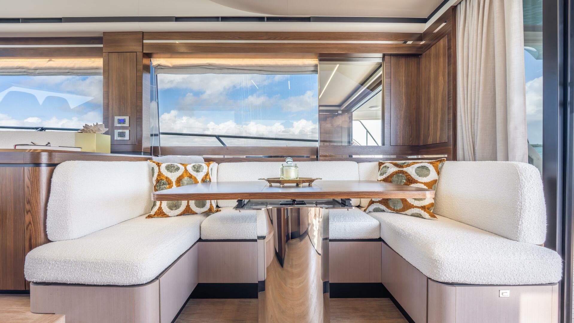 2019 Absolute 58 Fly — photo 30