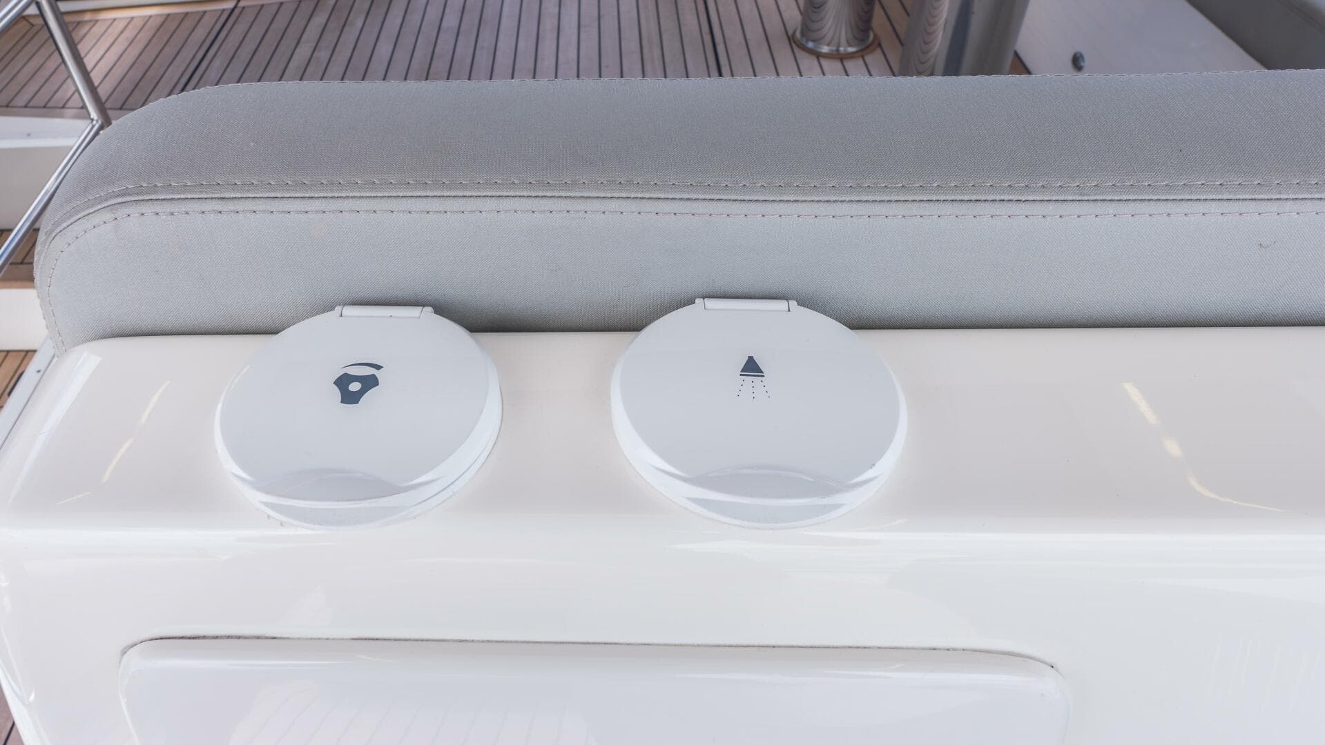 2019 Absolute 58 Fly — photo 55