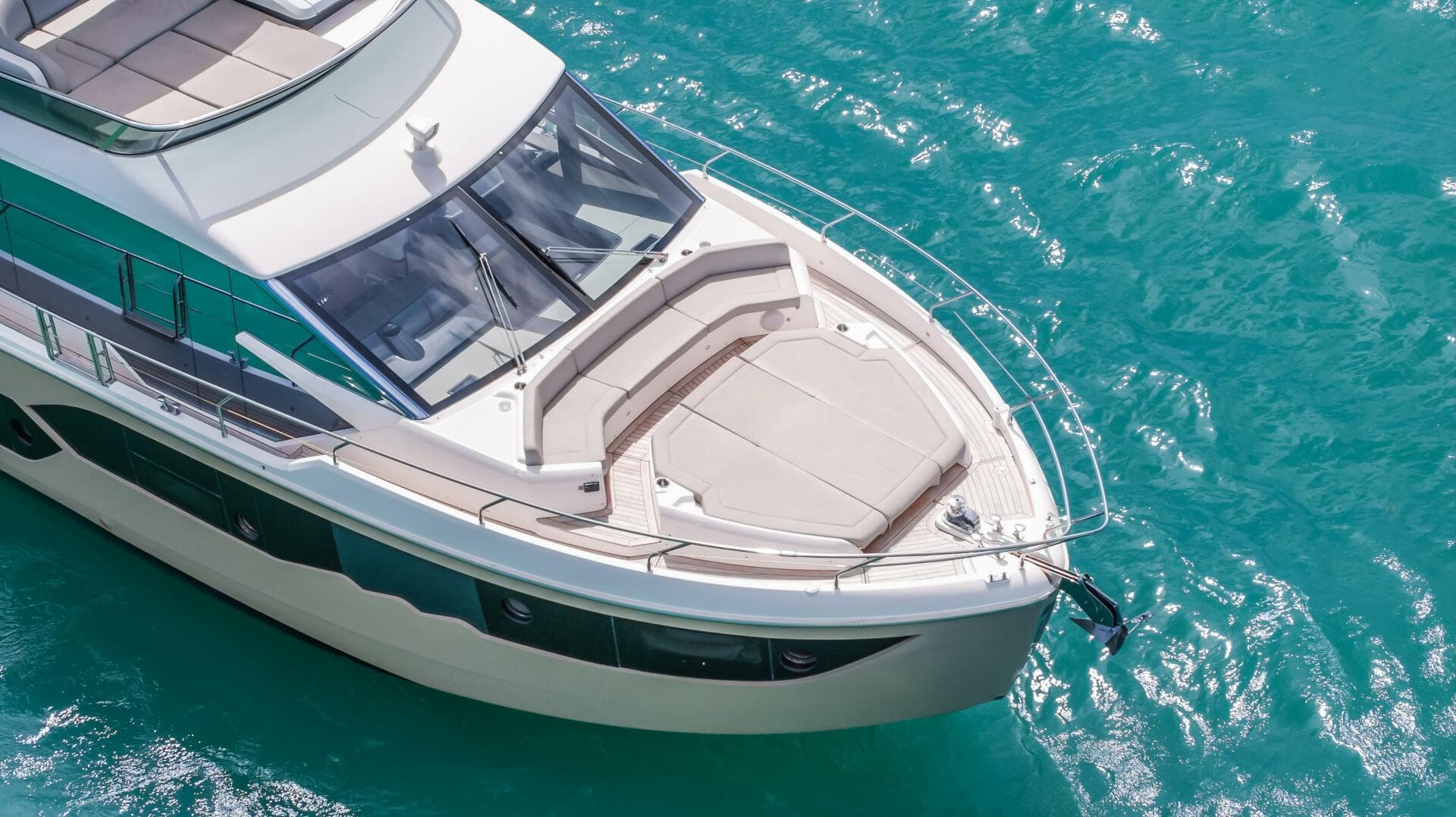 2019 Absolute 58 Fly — photo 7