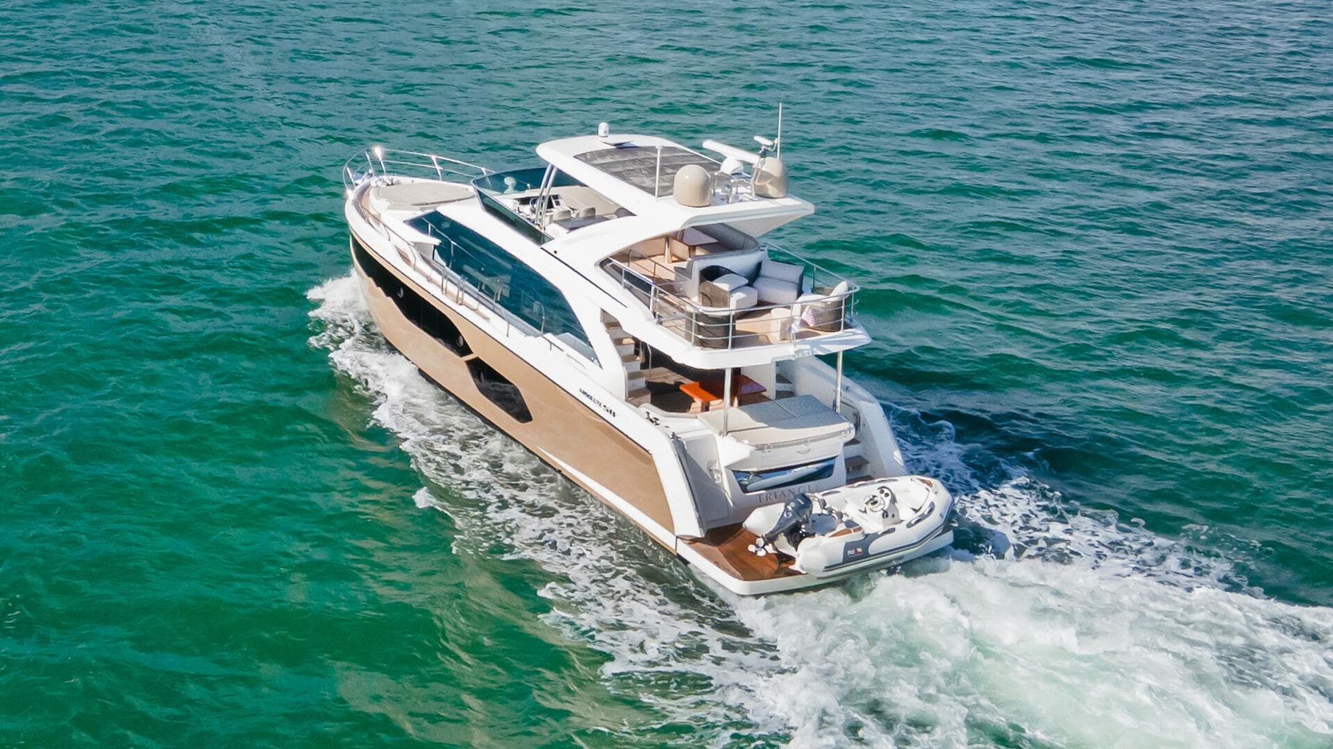 2019 Absolute 58 Fly — photo 6