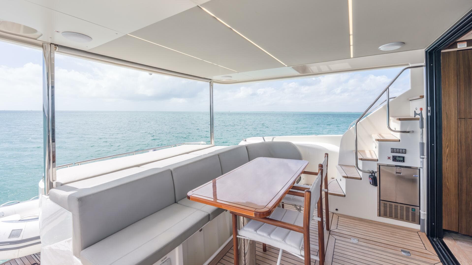 2019 Absolute 58 Fly — photo 43