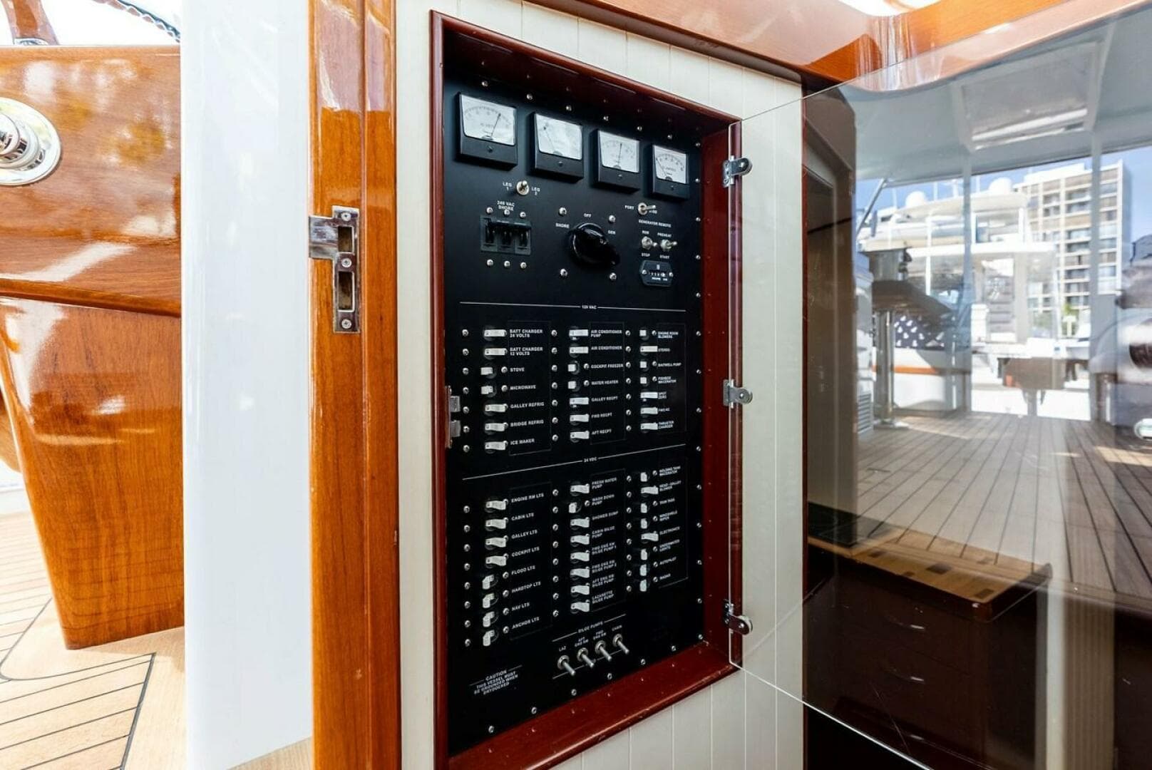 2000 Rybovich Express Sportfisherman — photo 37