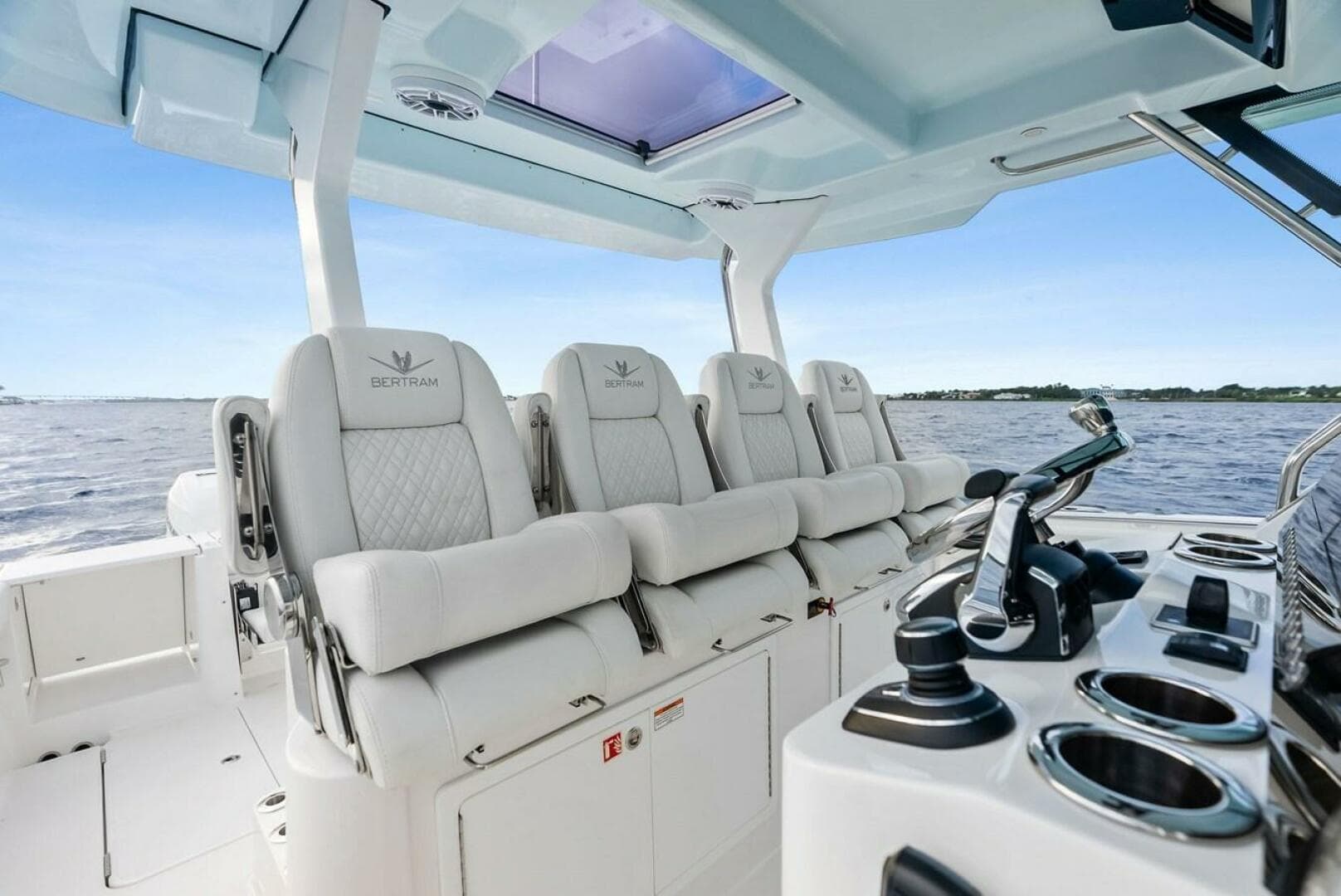 2022 Bertram — photo 26