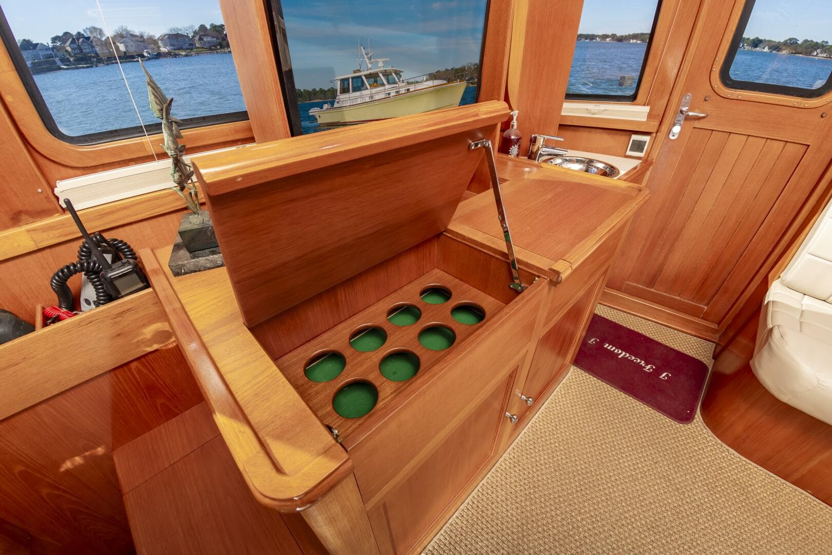 2005 Grand Banks Eastbay 49 Eastbay SX — photo 44