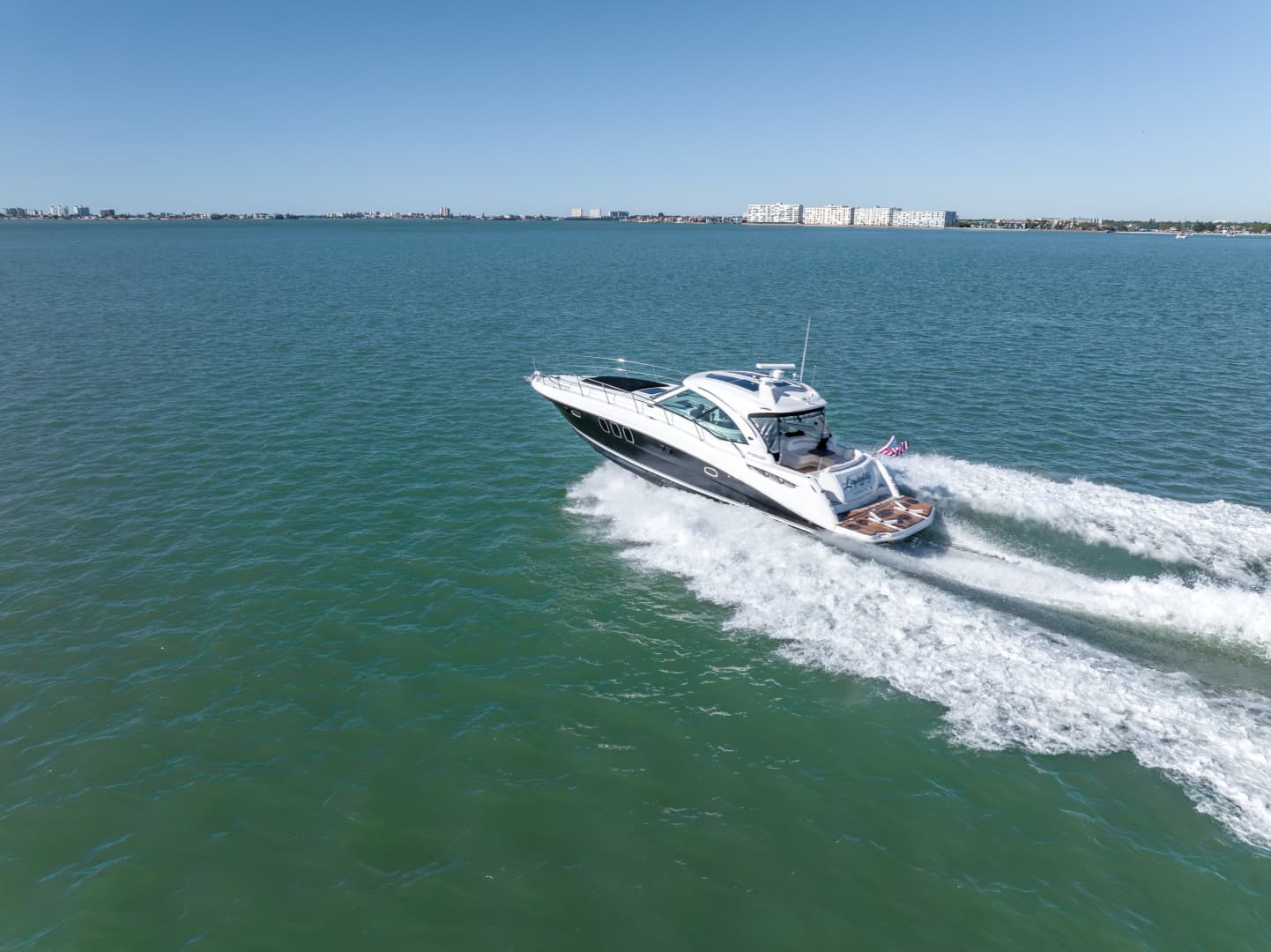 2010 Sea Ray 50 Sundancer — photo 15